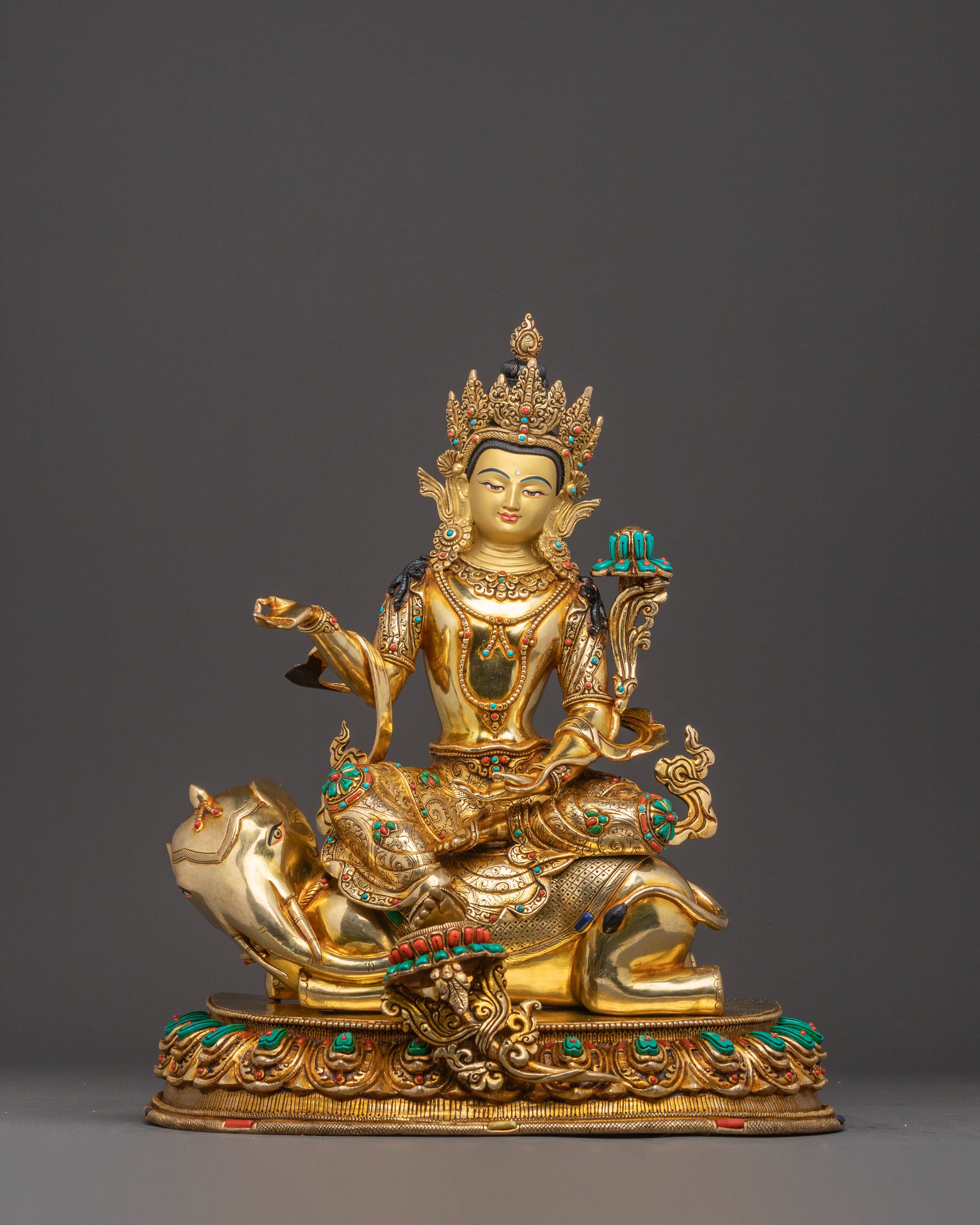Golden Samantabhadra Buddhist Statue | Symbol of Enlightenment