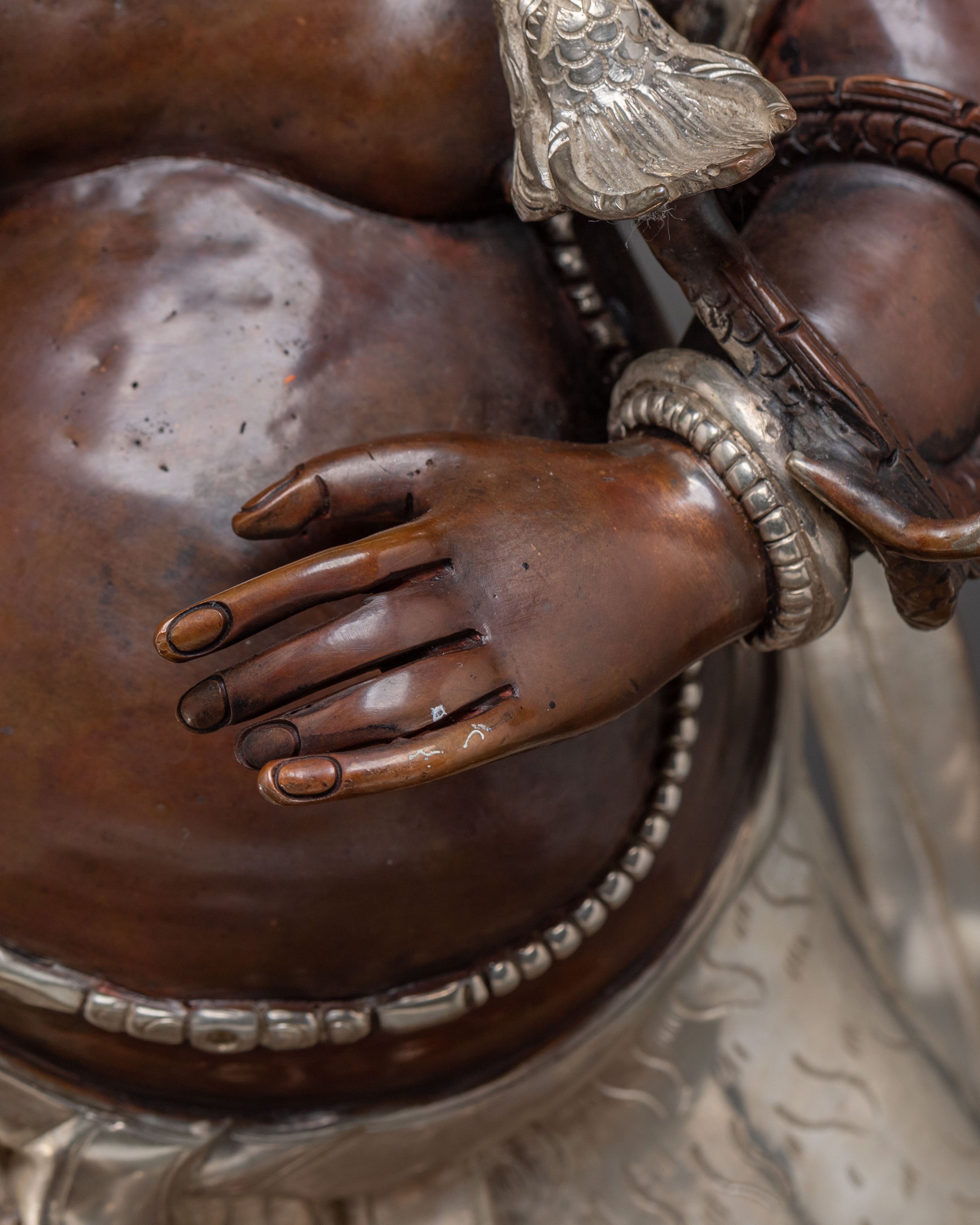 Uchusma Protector Statue - Spiritual Sculpture