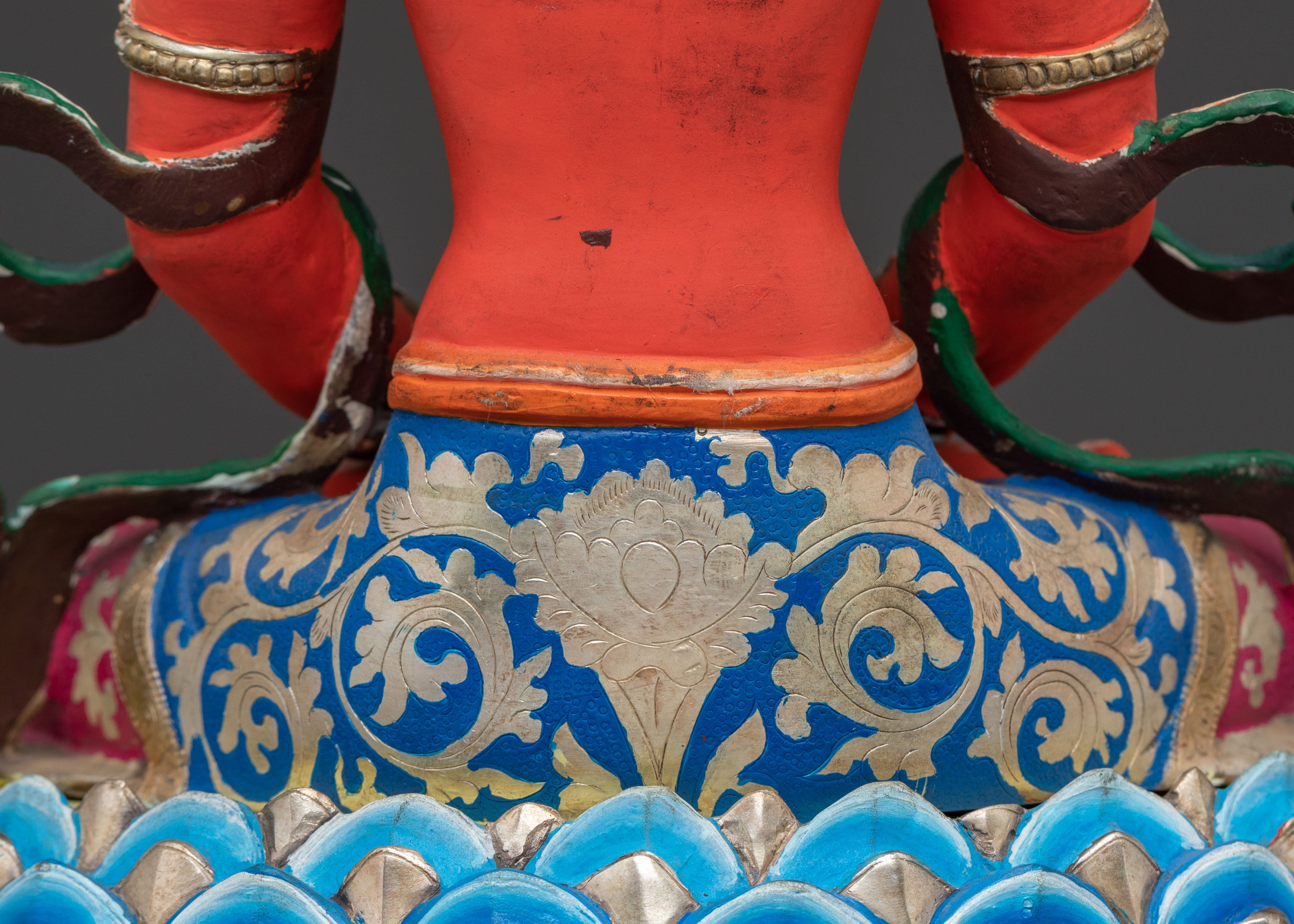 Amitayus Infinite Life Golden Statue – Radiant Sacred Serenity