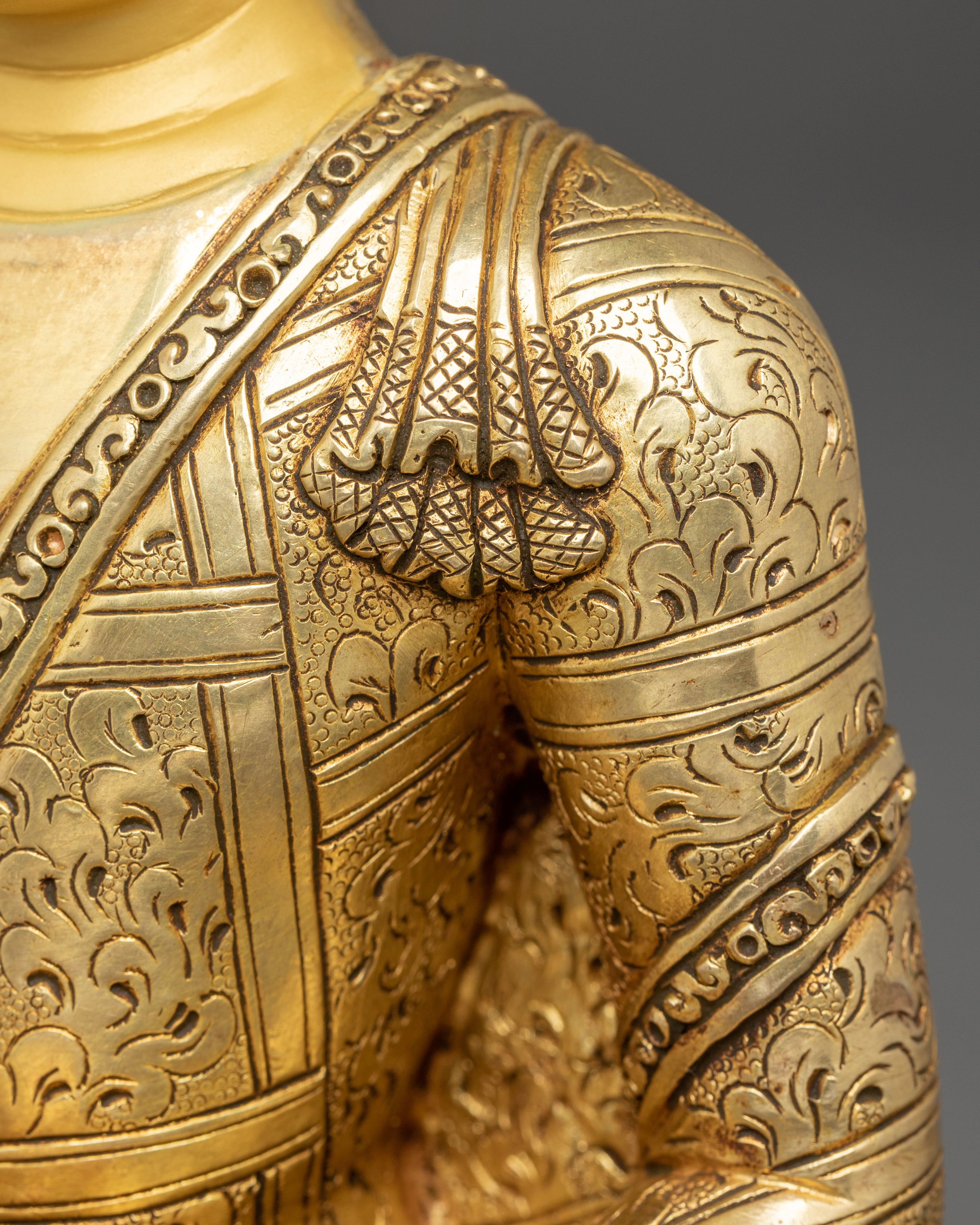 Handcrafted Copper Sculpture of Buddha Shakyamuni