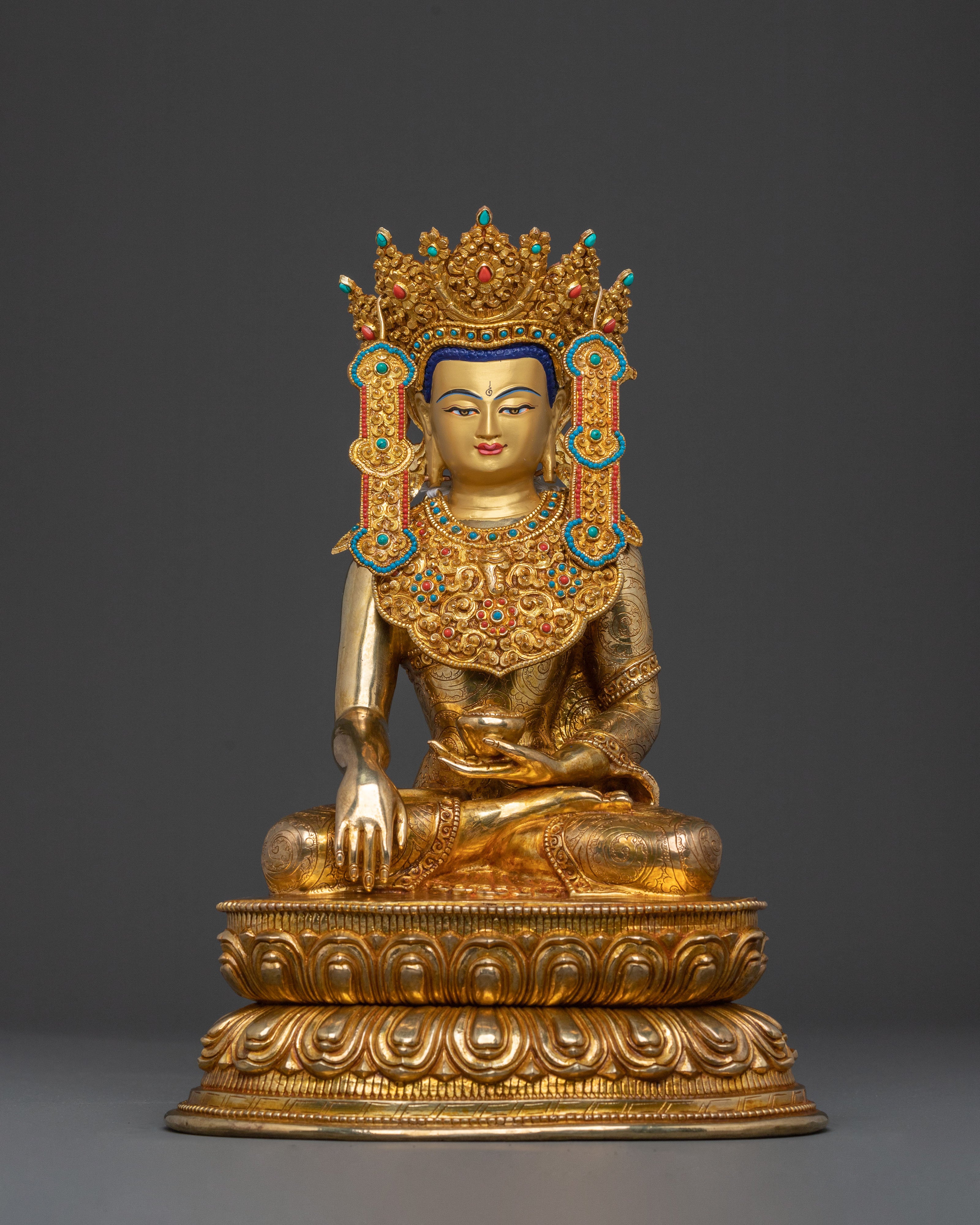 Crown Shakyamuni Buddha Statue