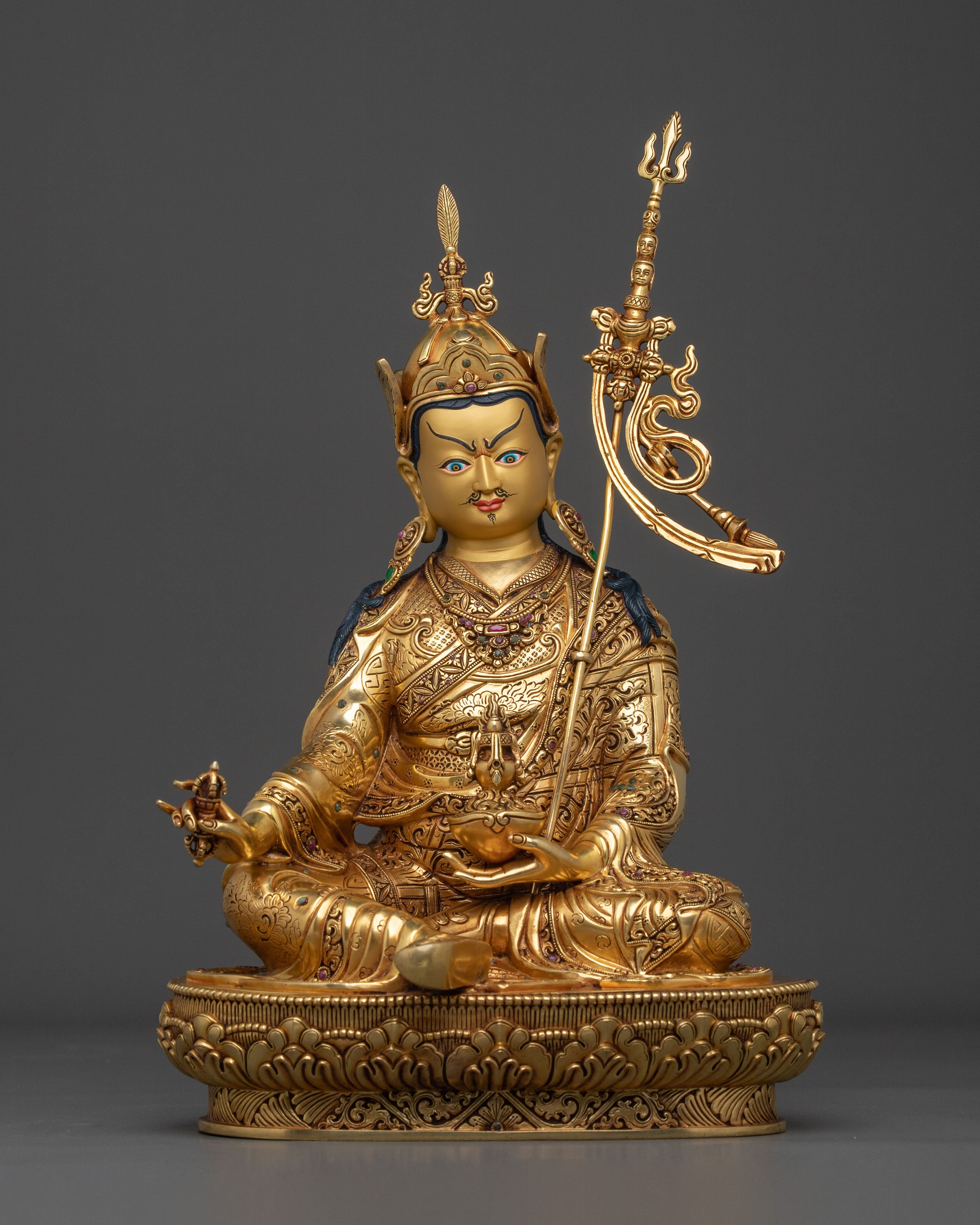 Guru Rinpoche Enlightenment Statue: Buddhist Altar Decoration
