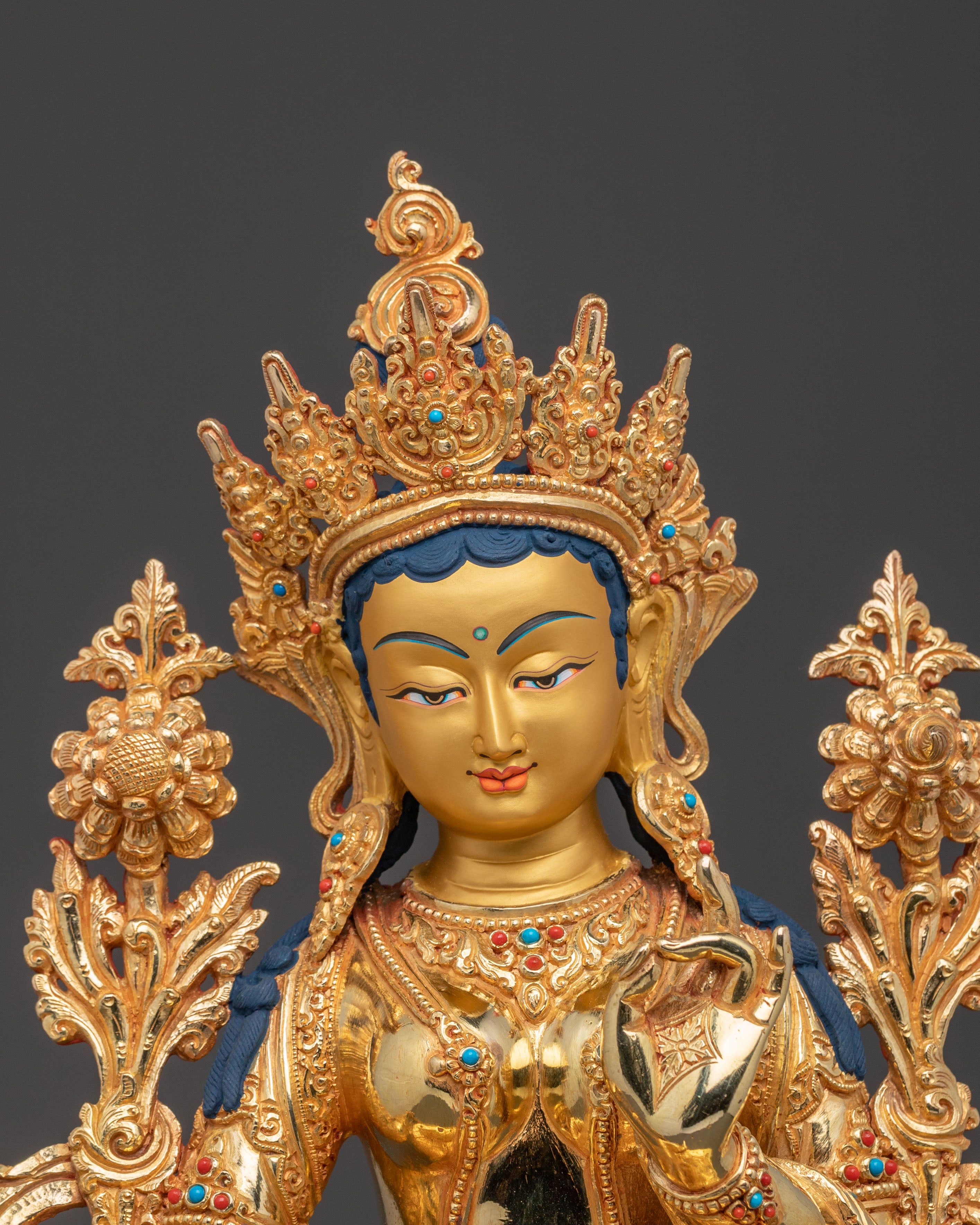 Sacred Statue of Mother Shyama Tara – Hand-Gilded Copper Statue
