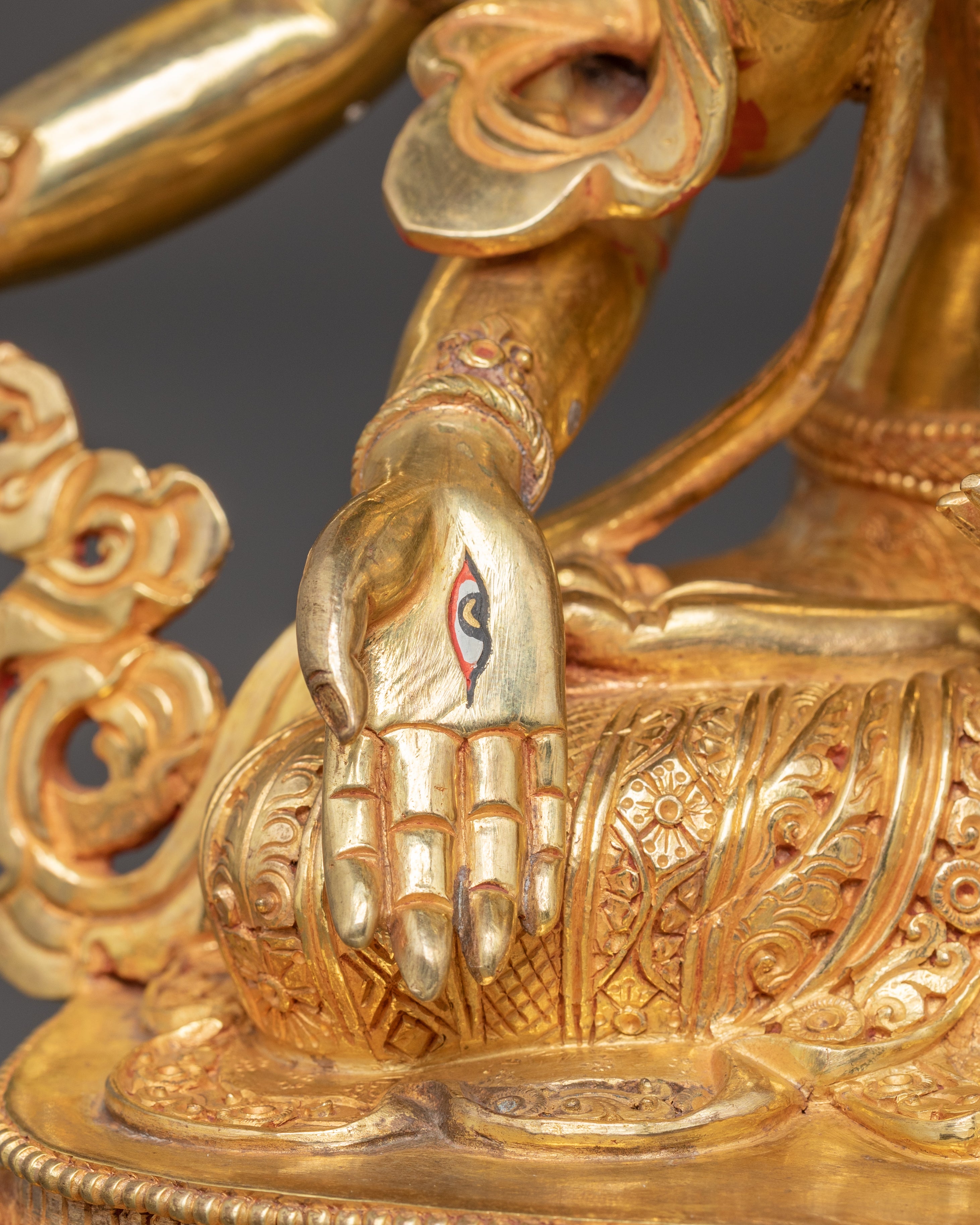 Namgyalma Statue: Himalayan Handmade Art | Longevity Deity