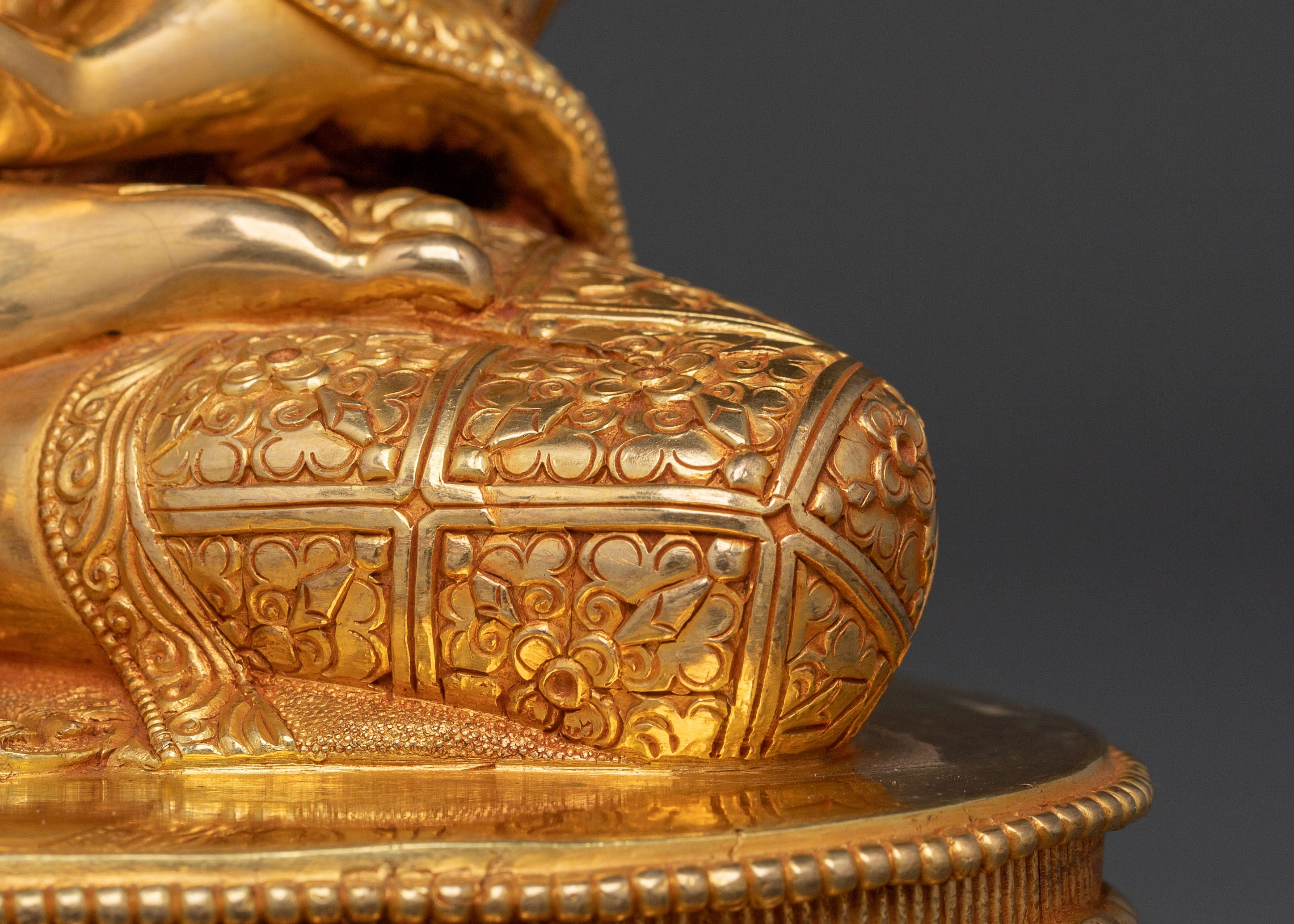 Shakyamuni Buddha Handcrafted Serenity Statue