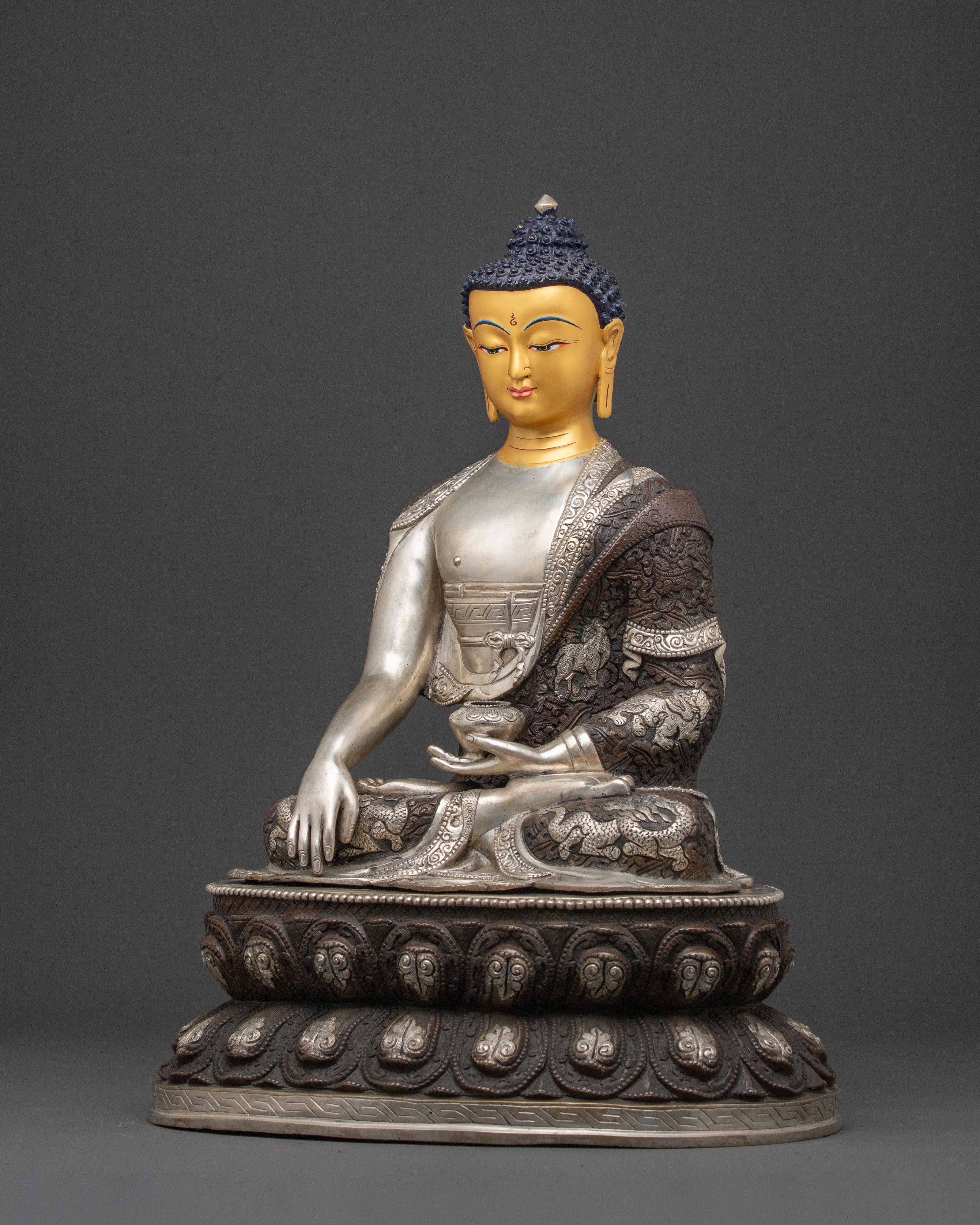 Shakyamuni Buddha | 24K Gold Gilded Serenity