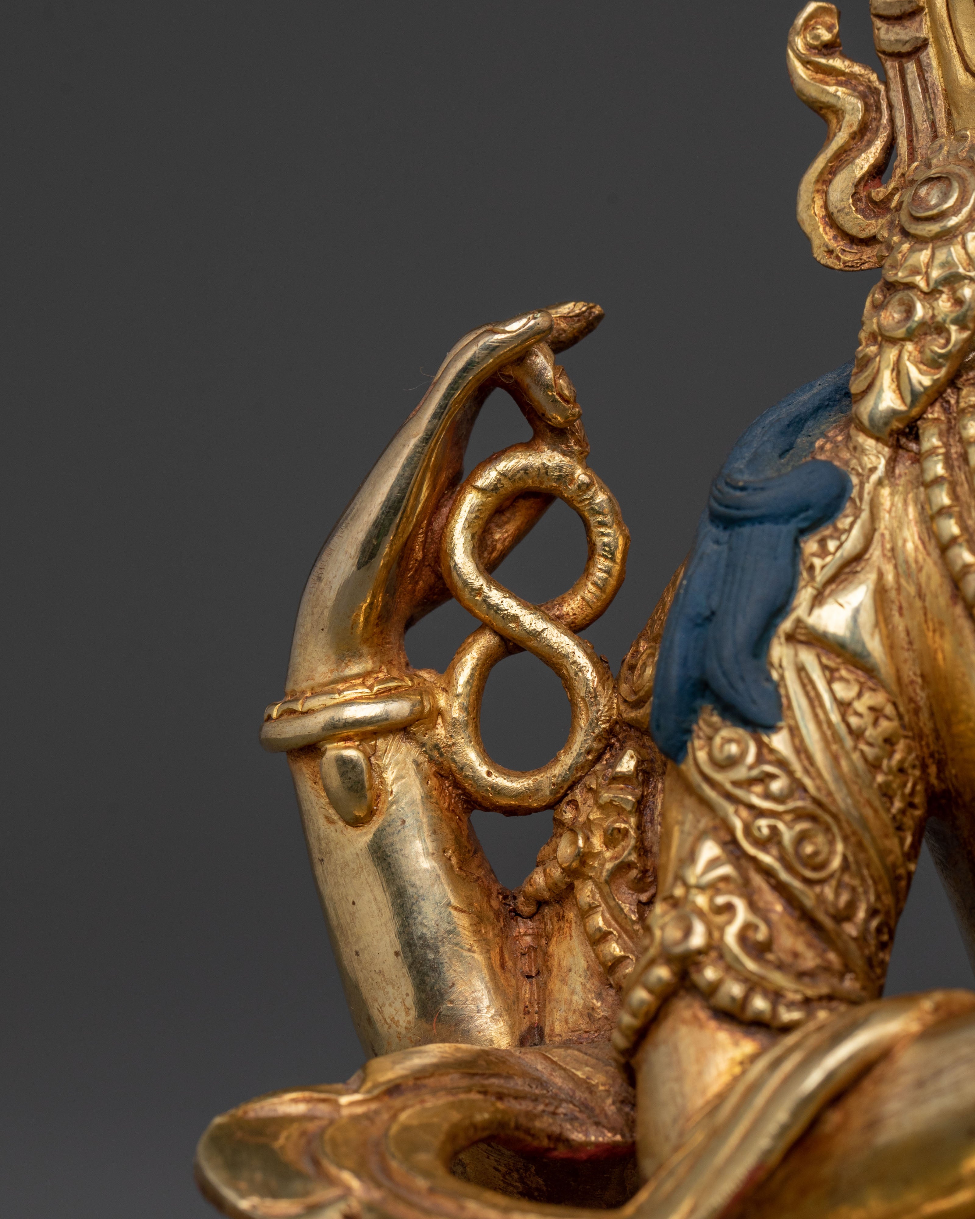 Radiant Bodhisattva Chenrezig Statue: 24K Gold Gilded