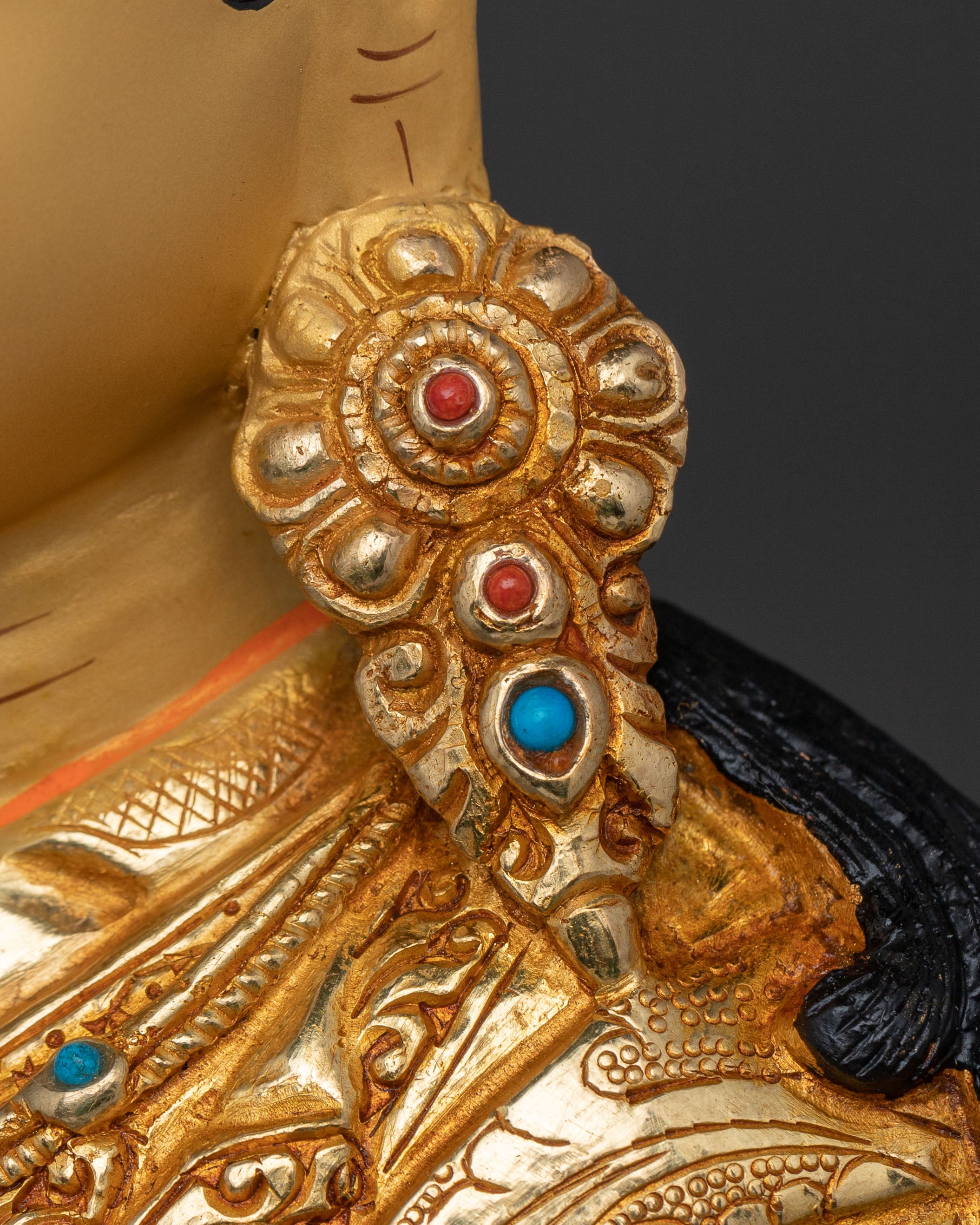 Guru Rinpoche Sacred Statue | Blessing Figurine