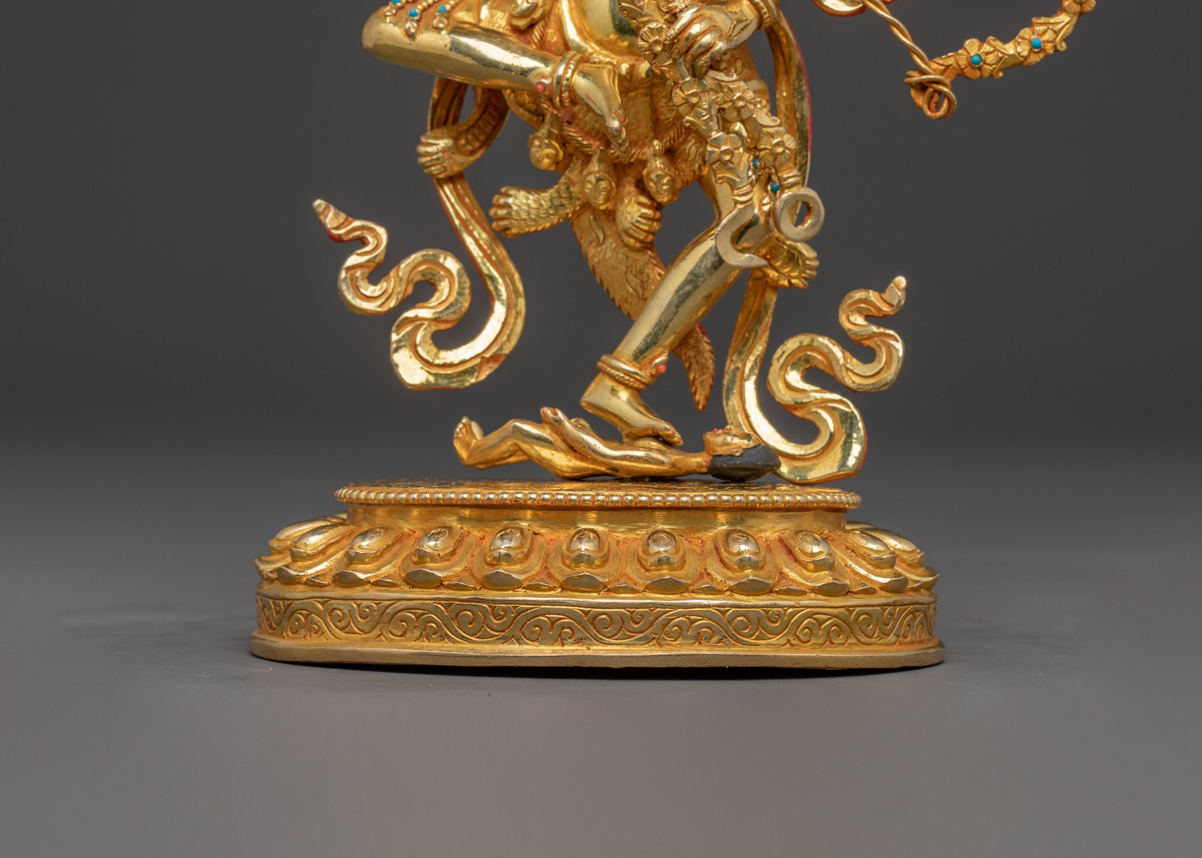 Kurukulla Spiritual Figurine | Divine Enchantress Dakini Sculpture