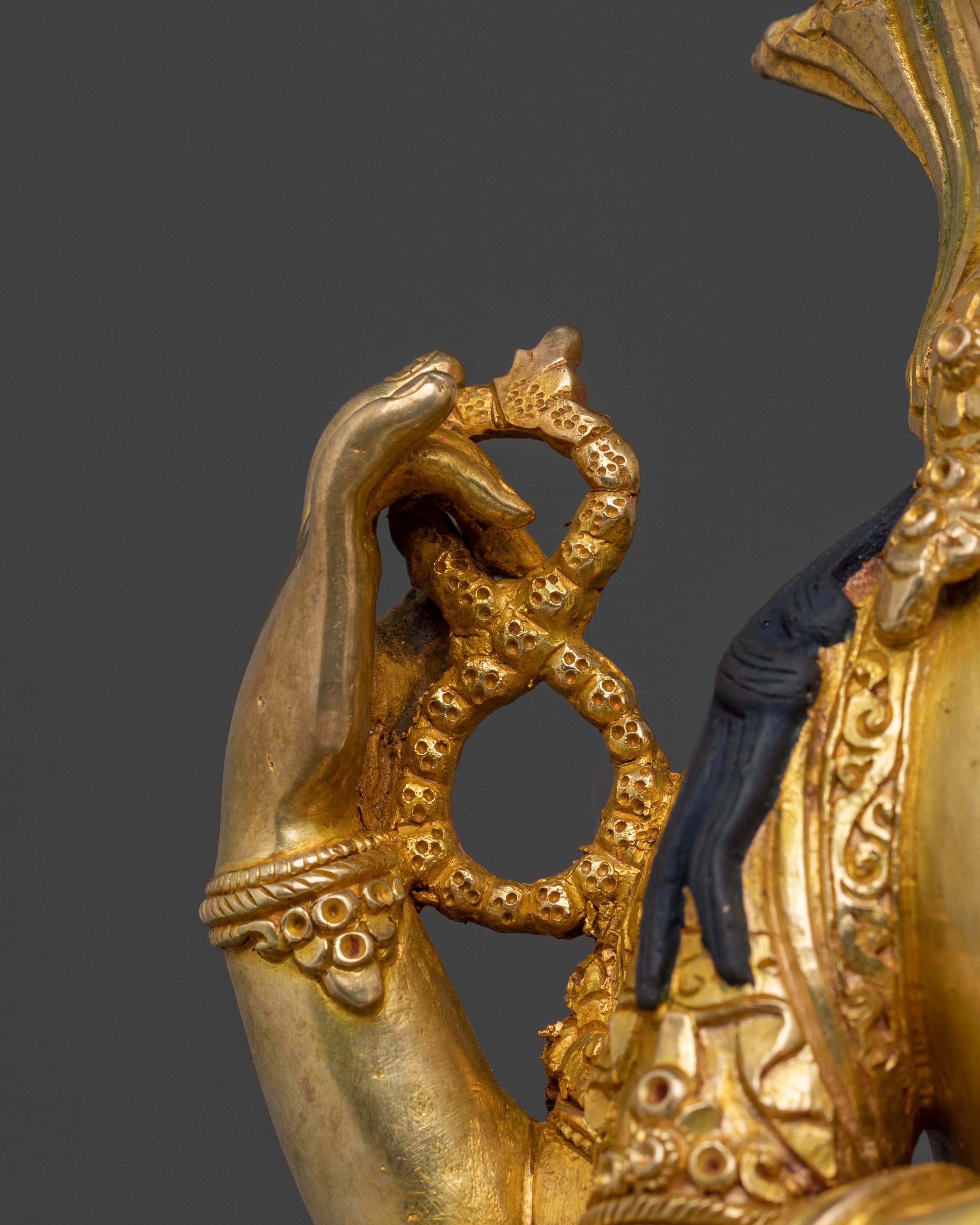 Golden Rupa of Chenrezig | Buddha of Infinite Compassion