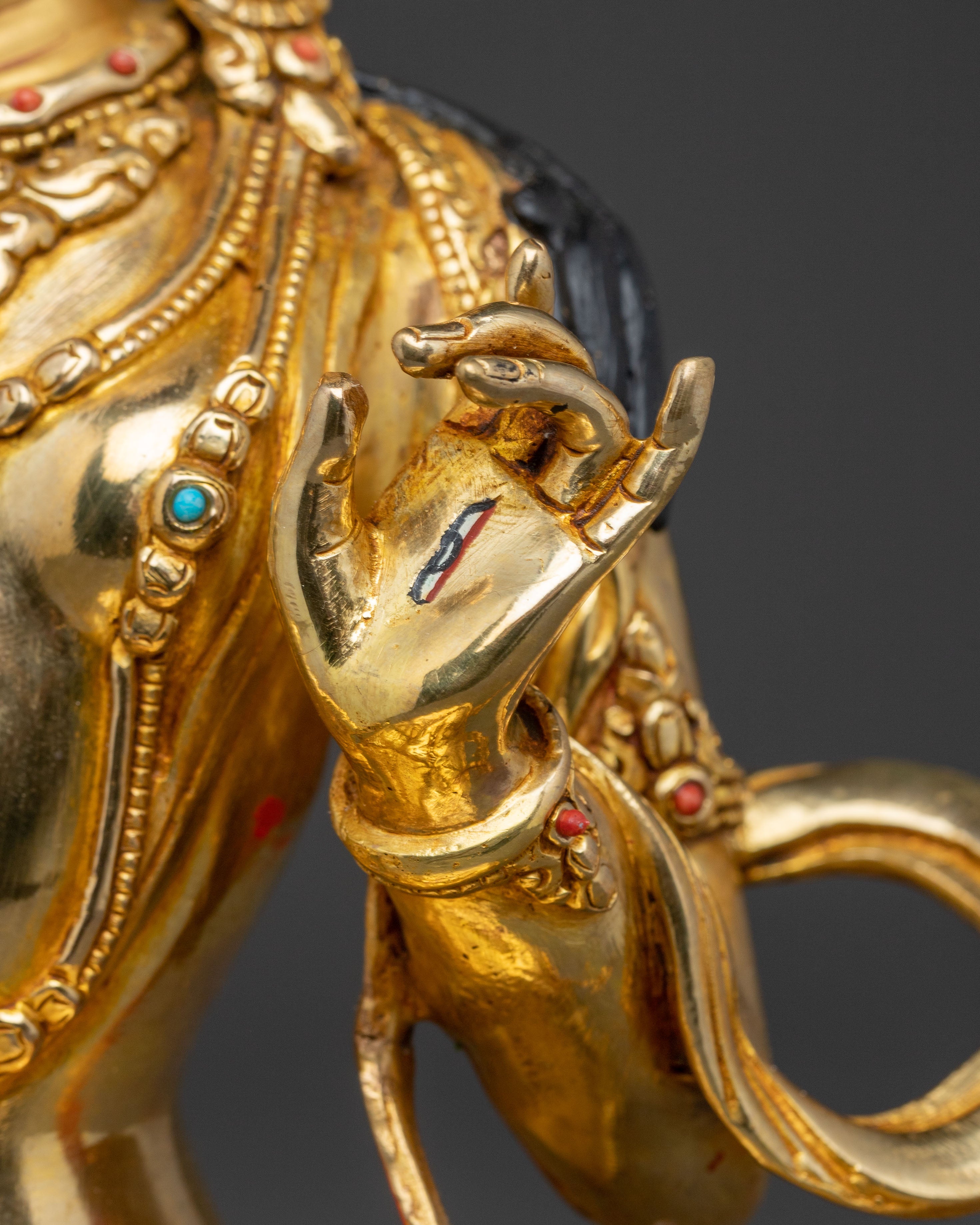 Golden Dukar Sculpture | Guardian of Dharma
