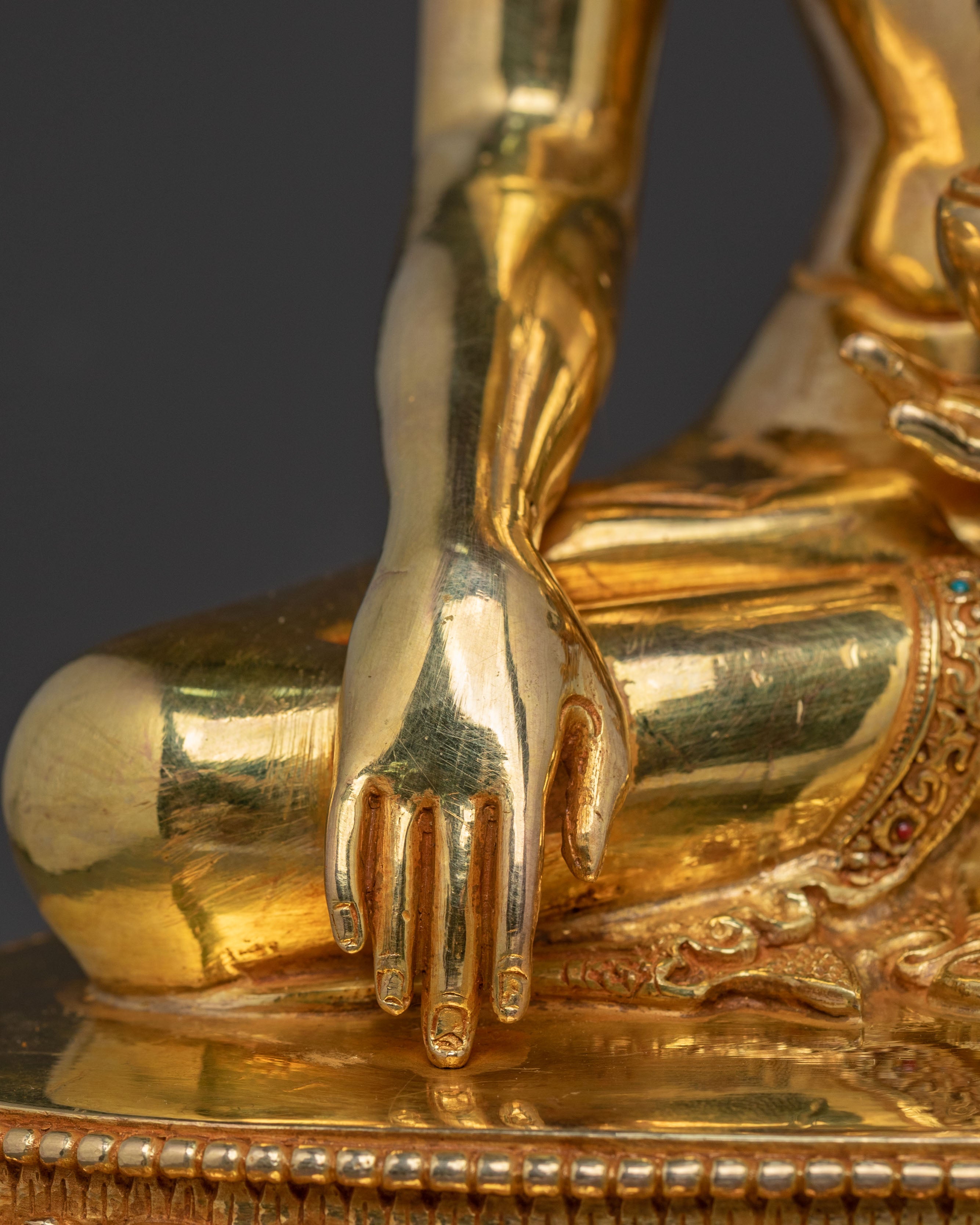 Shakyamuni Buddha Statue on Throne | Sacred Figure