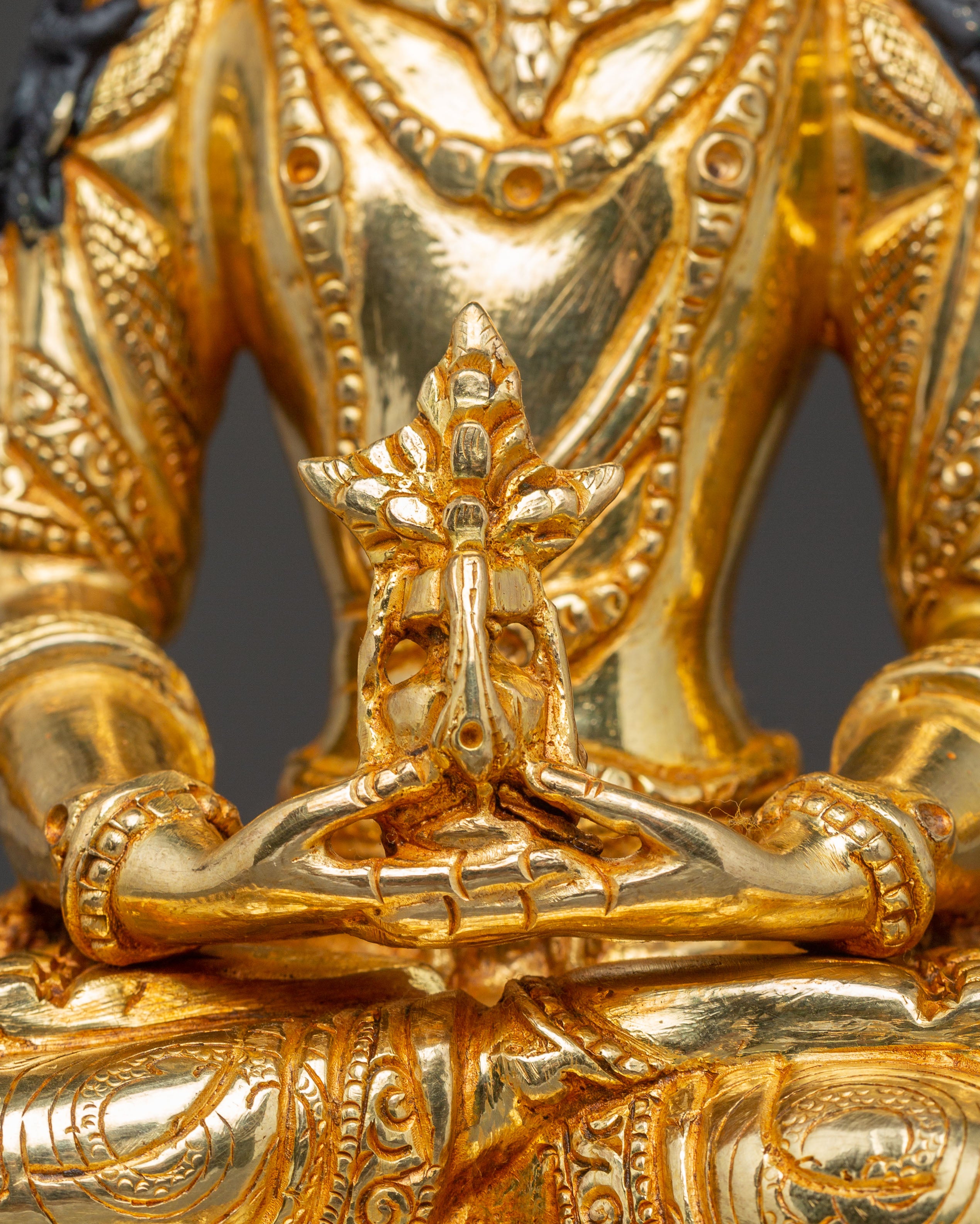 Amitayus Statue: Symbolizing Longevity | Gold Gilded Sculpture