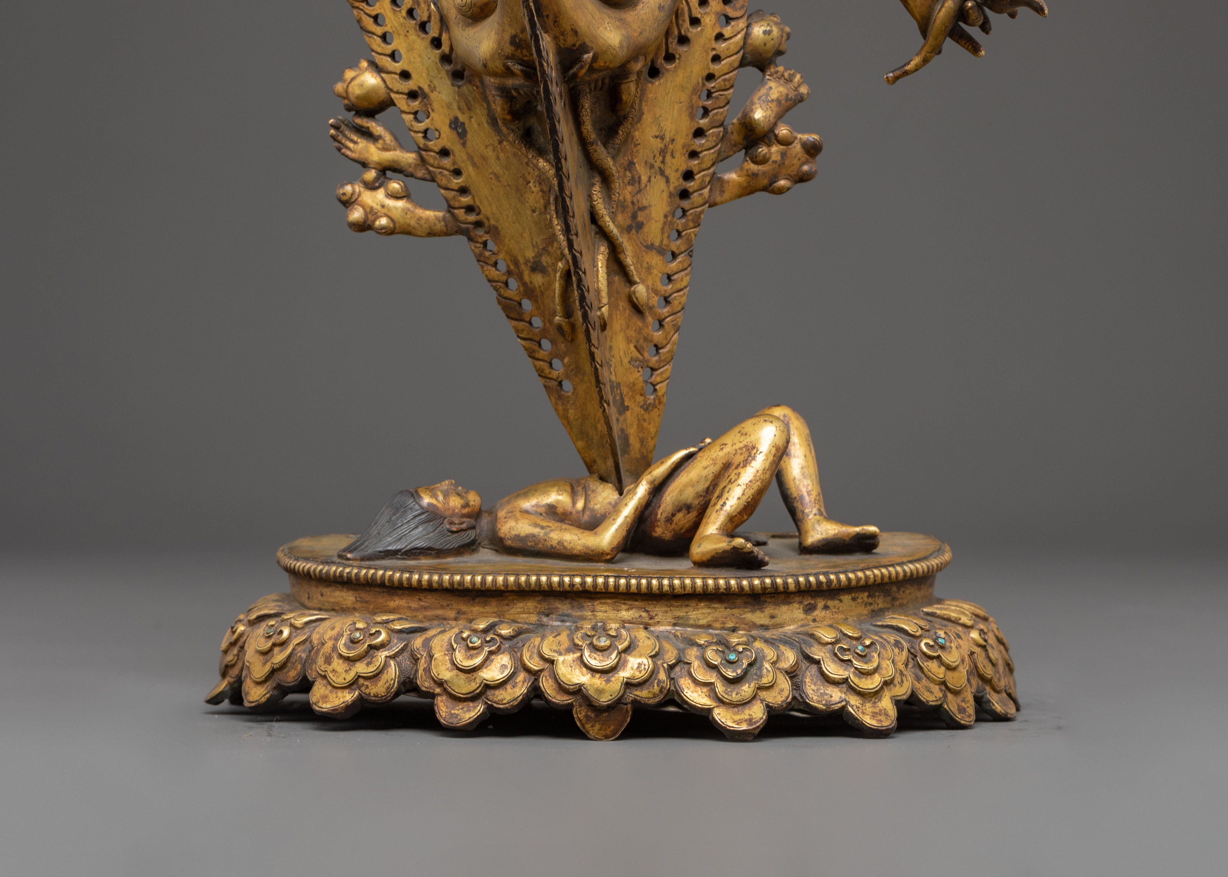 Handmade Makara Mukha Kila Statue | Symbol of Spiritual Protection