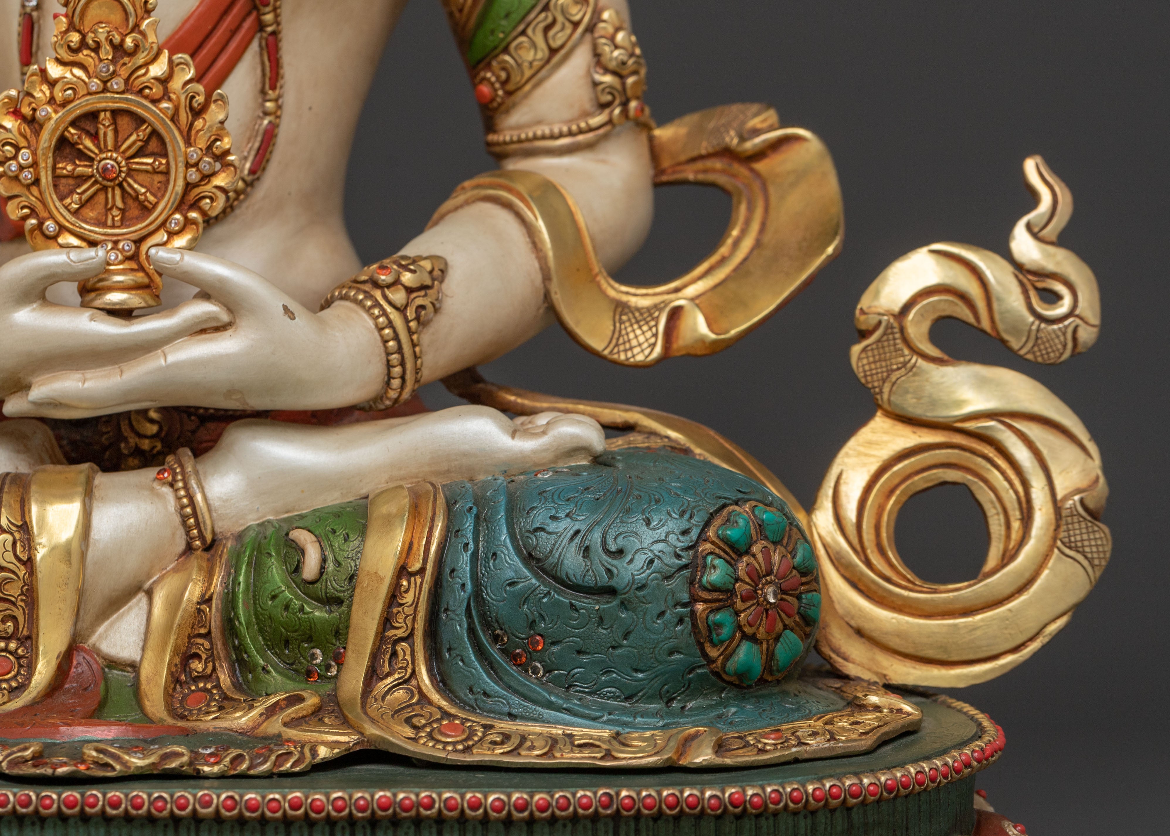 Vairocana Spiritual Statue | Made in Nepal