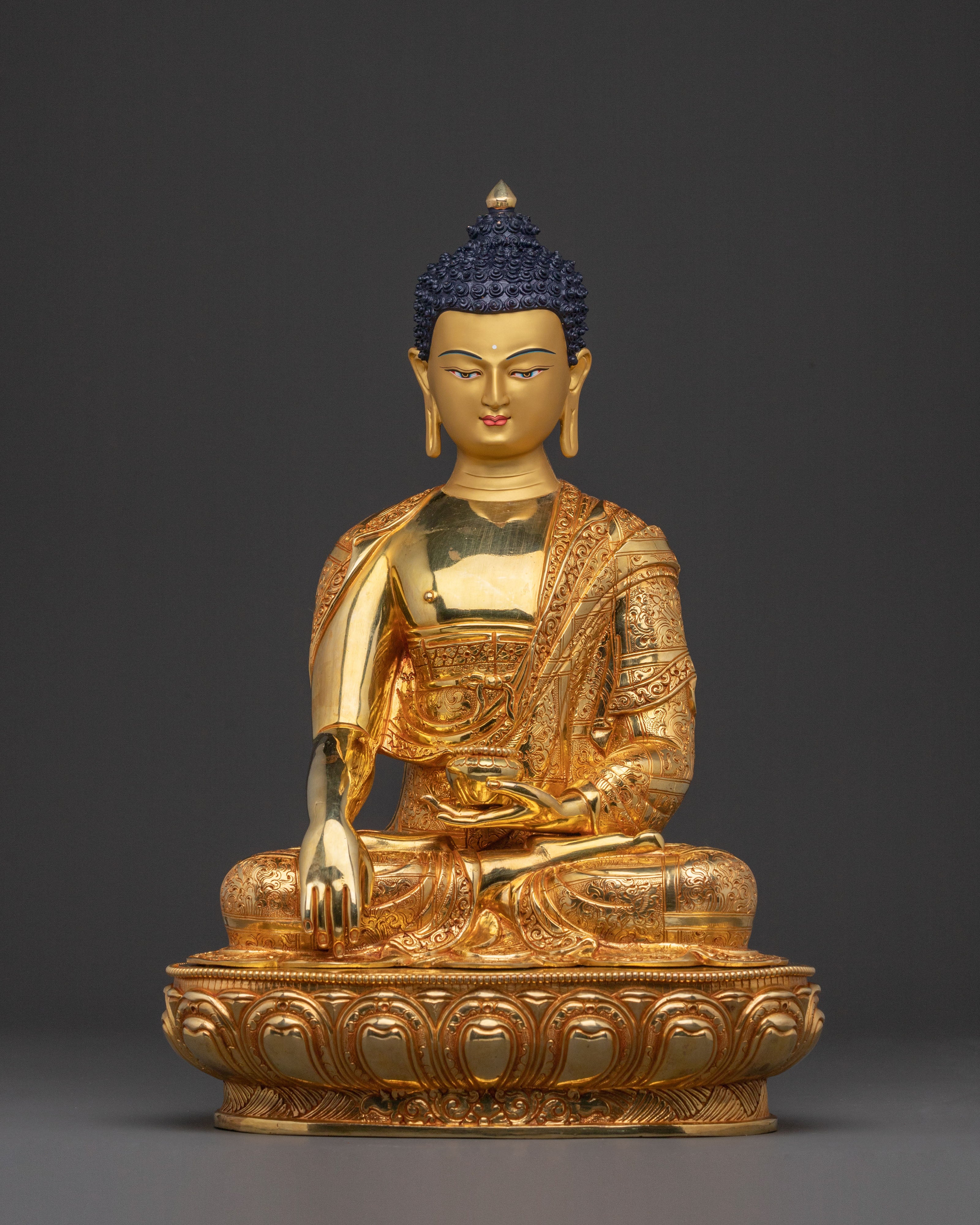 Shakyamuni Buddha Statue
