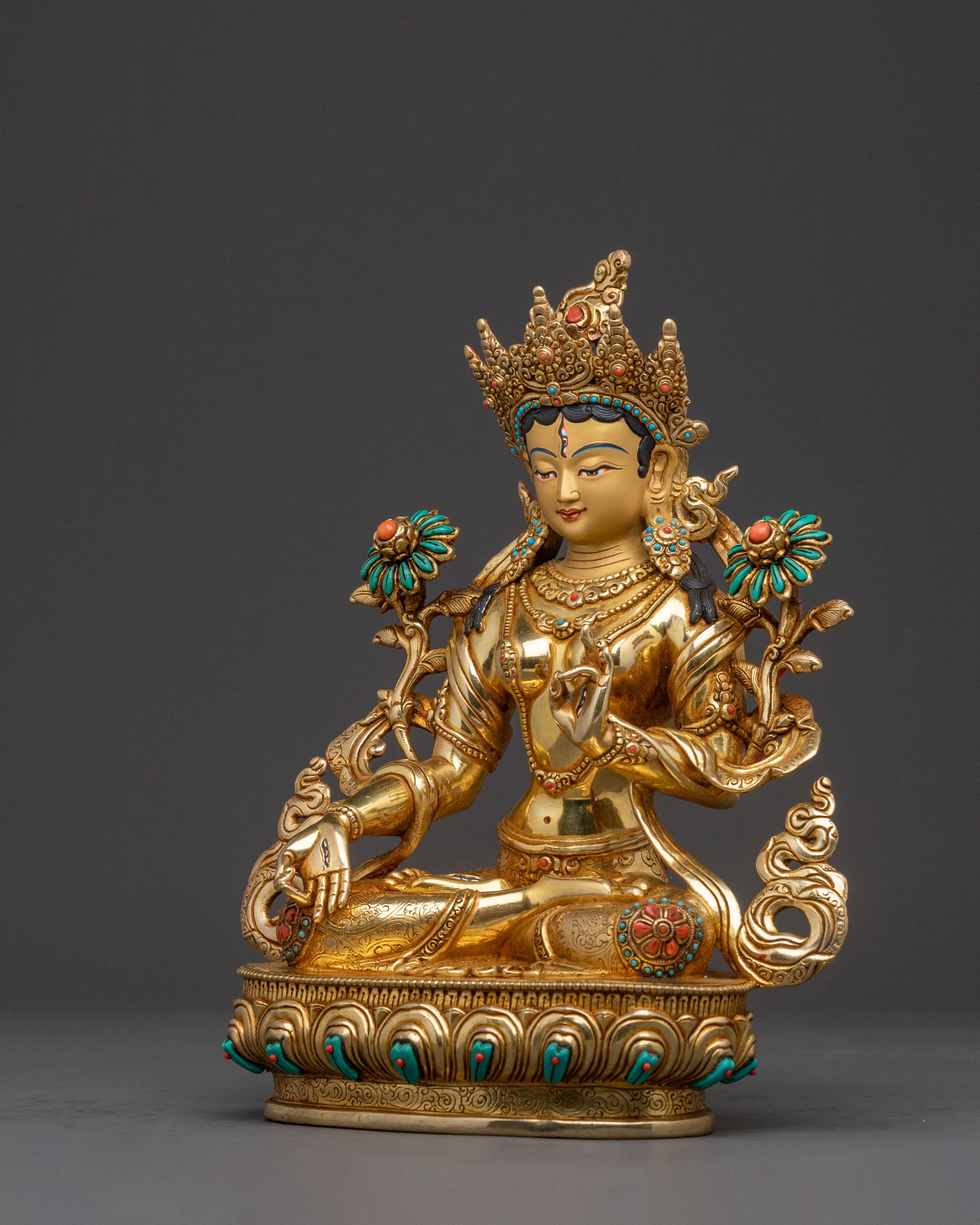 Handcrafted White Tara Sacred Statue – Gilded Perfection