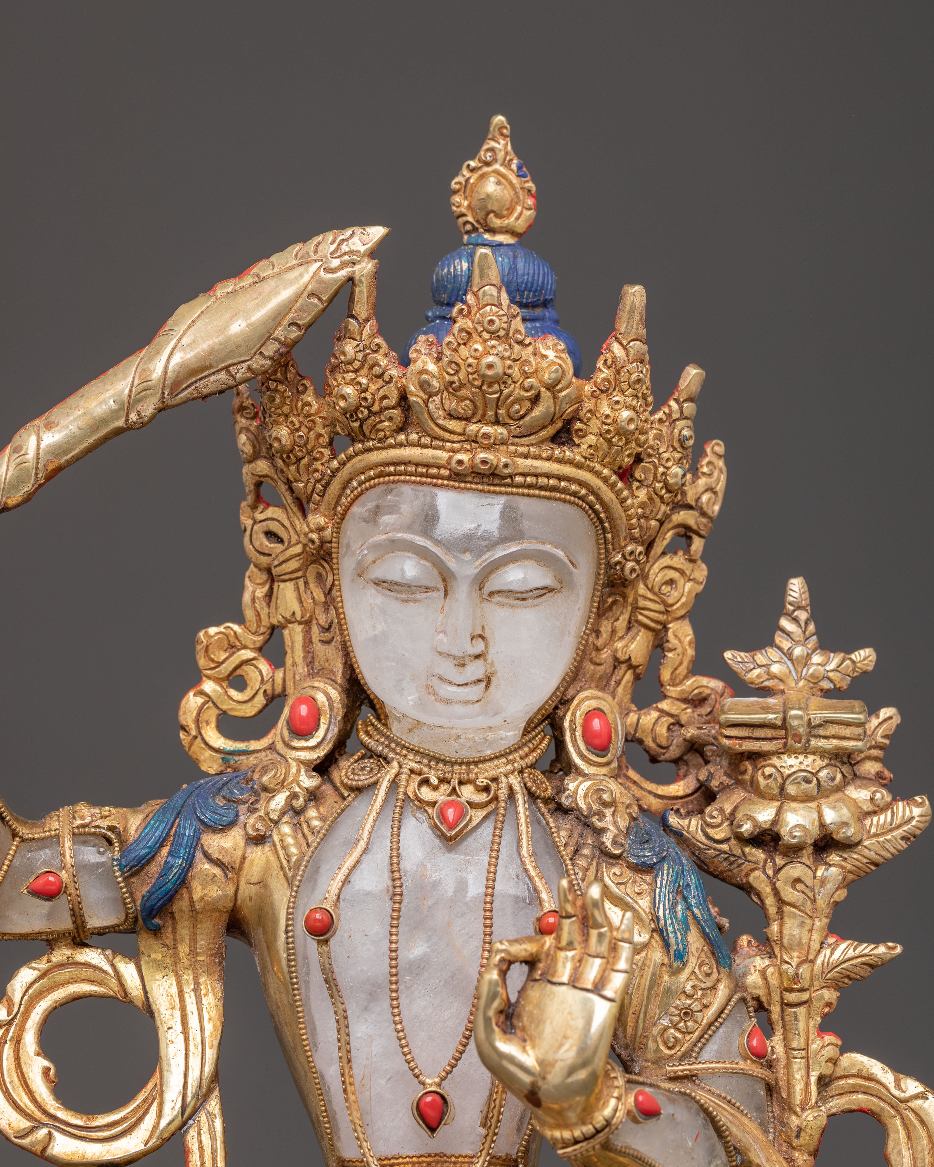 Manjushri Statue: Traditional Artwork