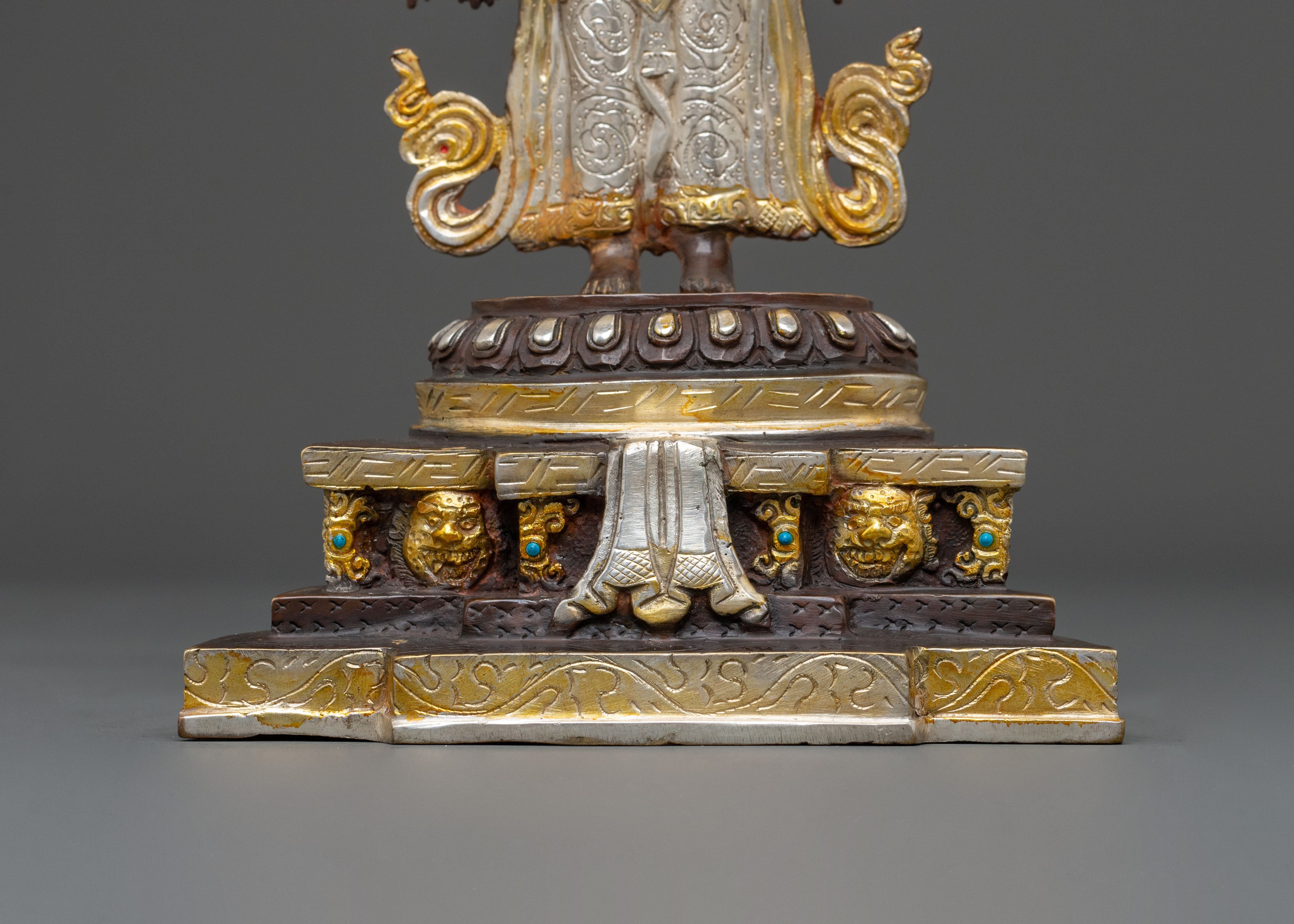 Thousand-Armed Chenrezig Statue | Compassionate Deity
