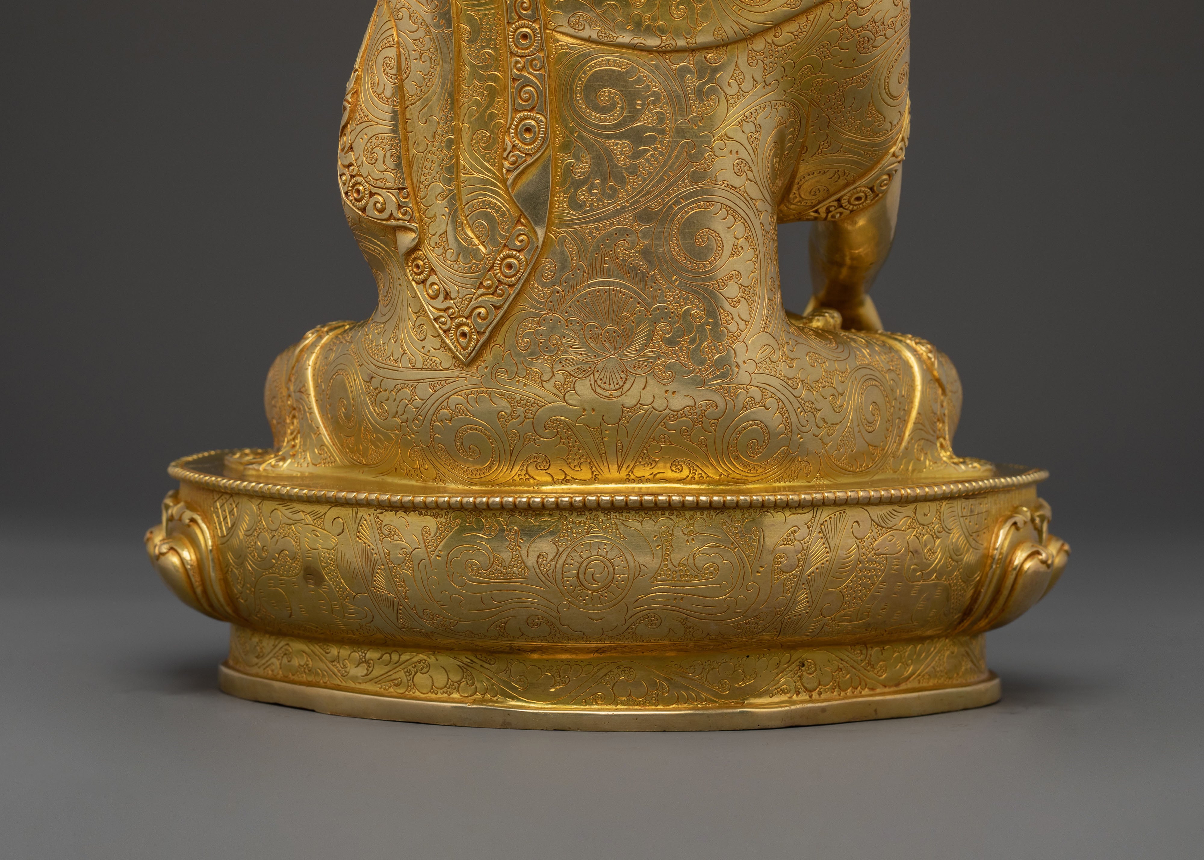 Shakyamuni Buddha Statue | Peaceful Figurine