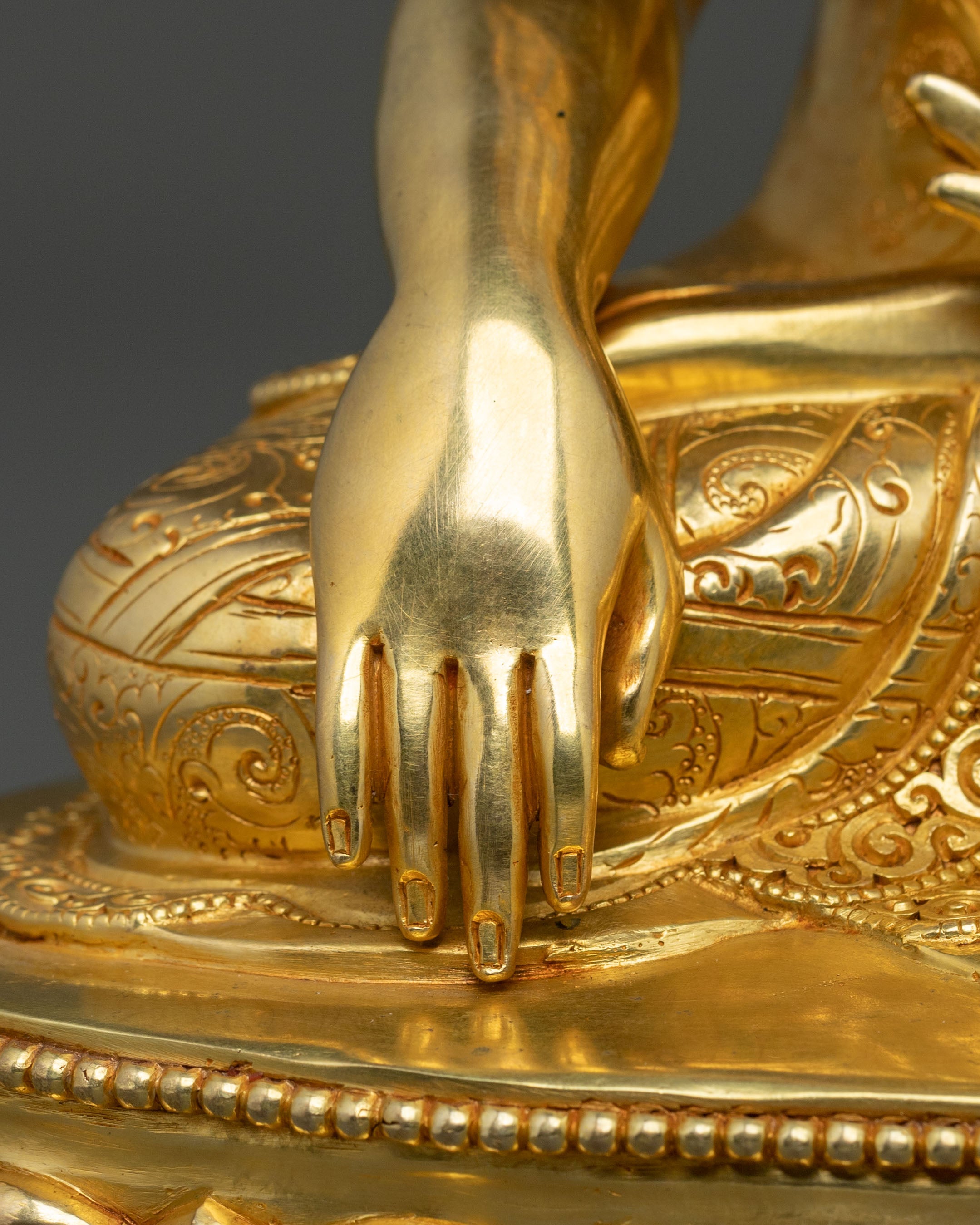 Handcrafted Crown Shakyamuni Buddha Spiritual Sculpture