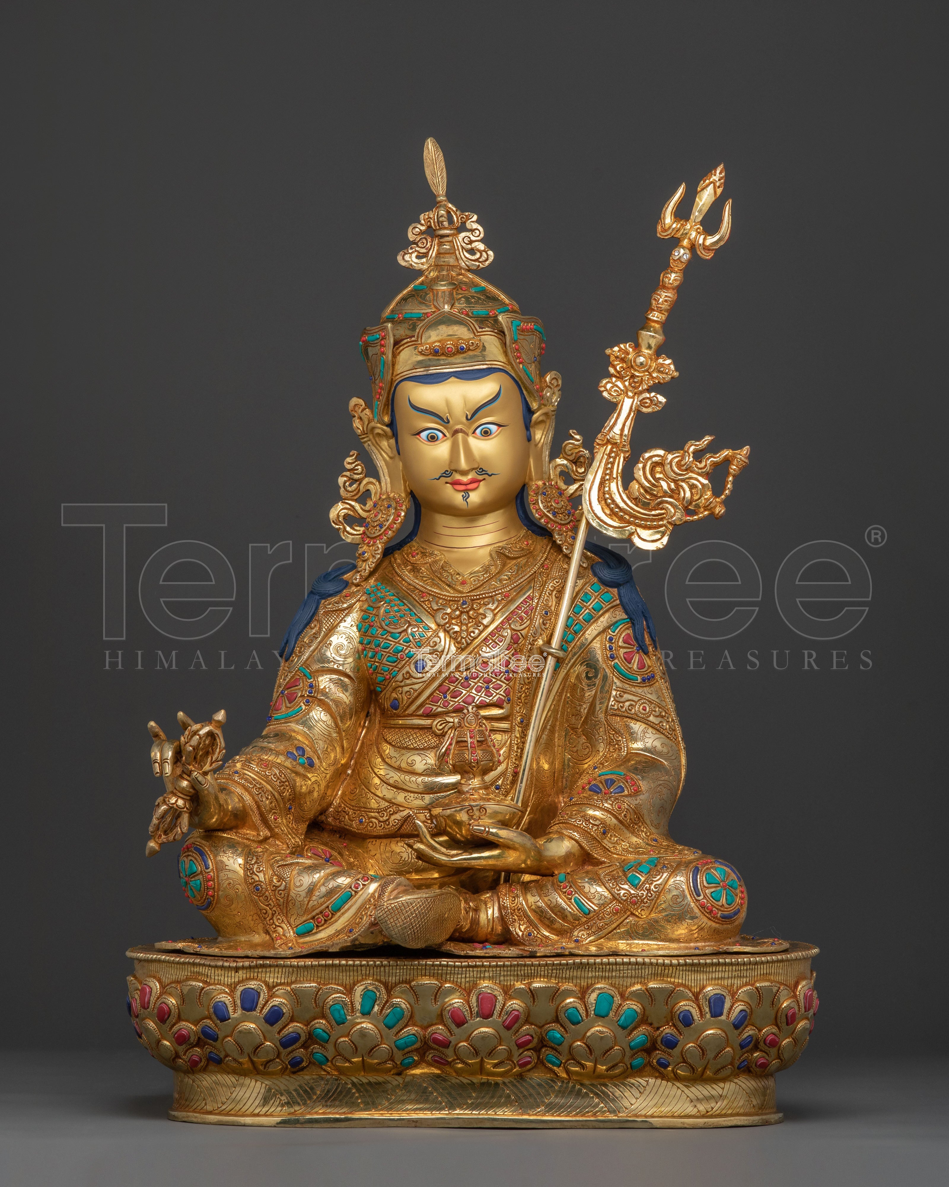 Guru Rinpoche Statue