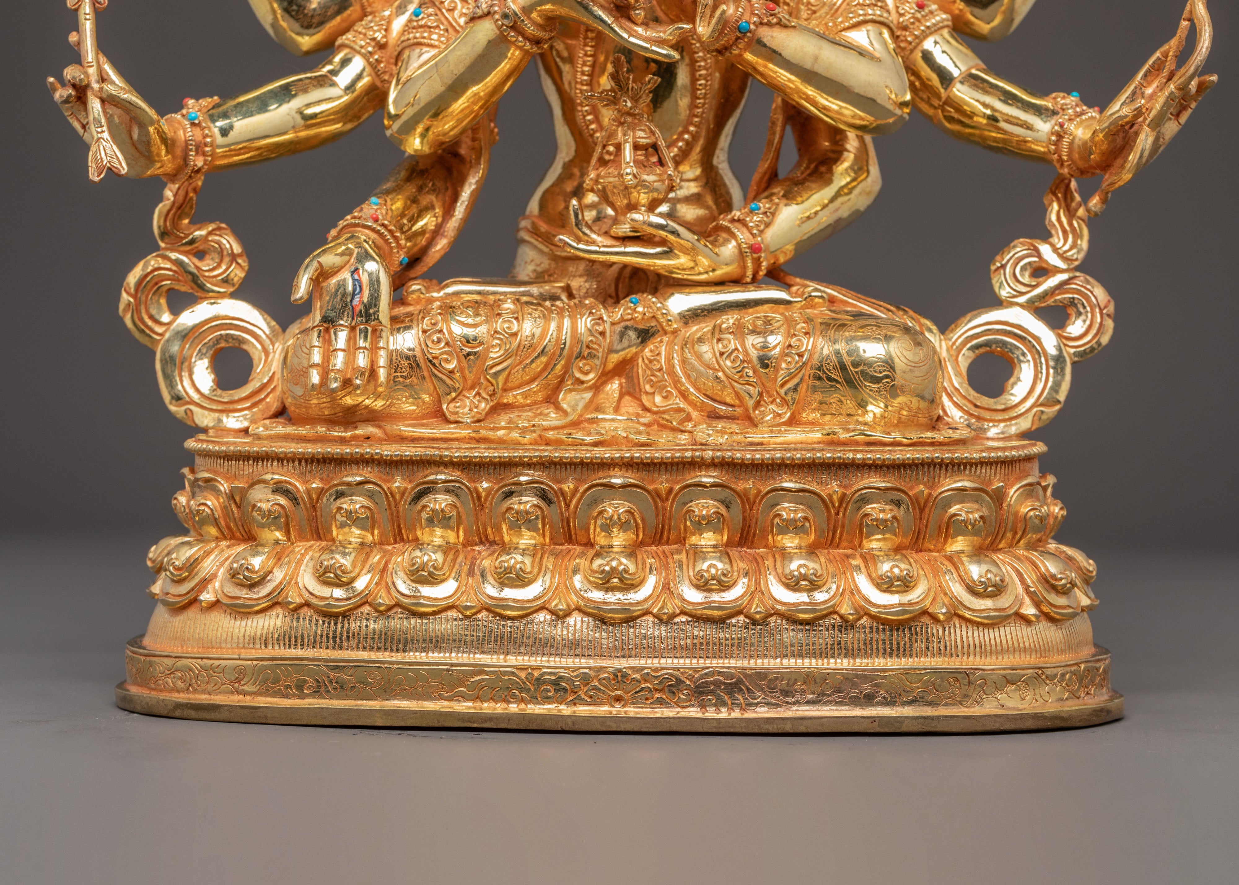 Statue of Victorious One: Ushnishavijaya Namgyalma