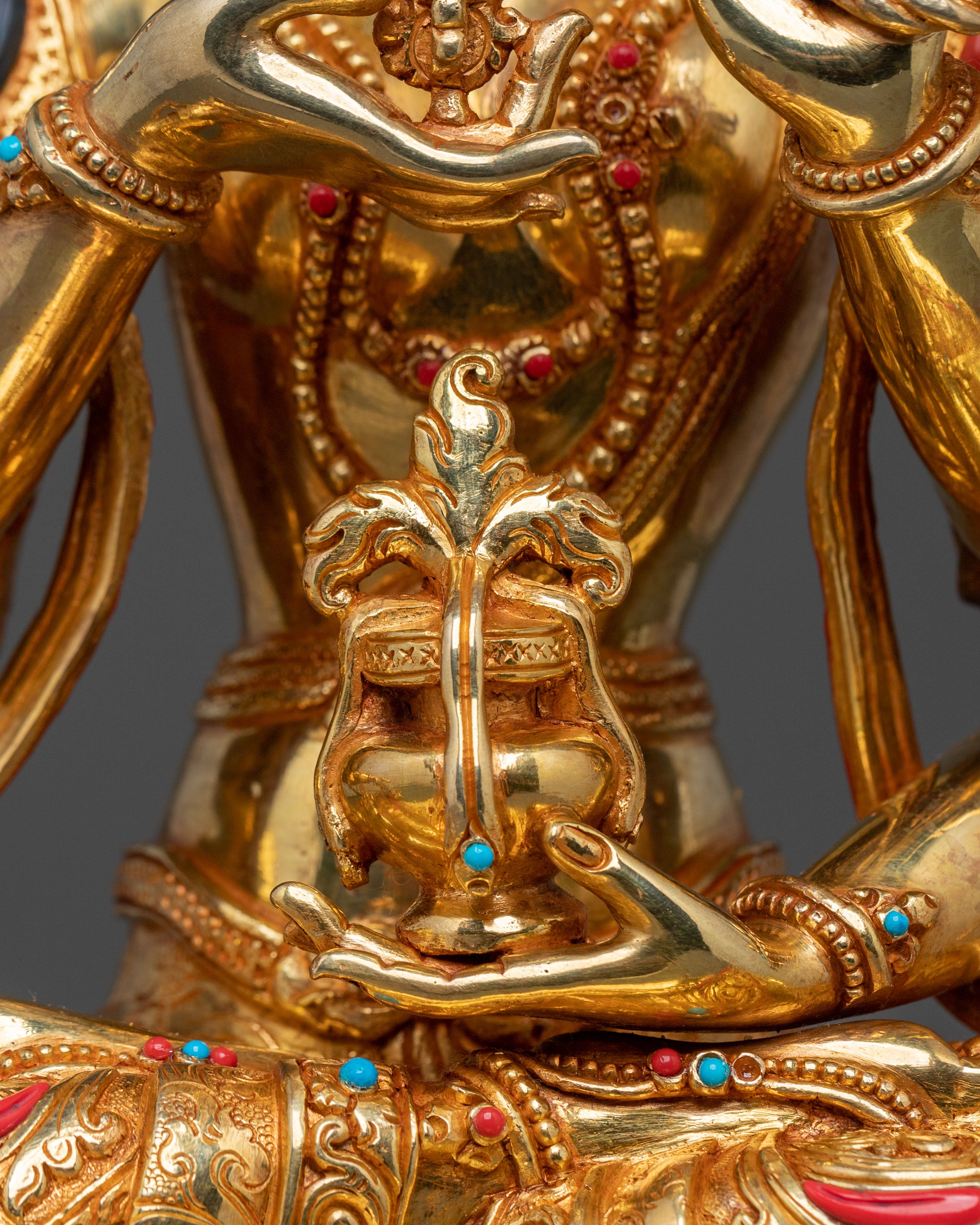 Namgyalma Bodhisattva: Figurine with Antique Finish