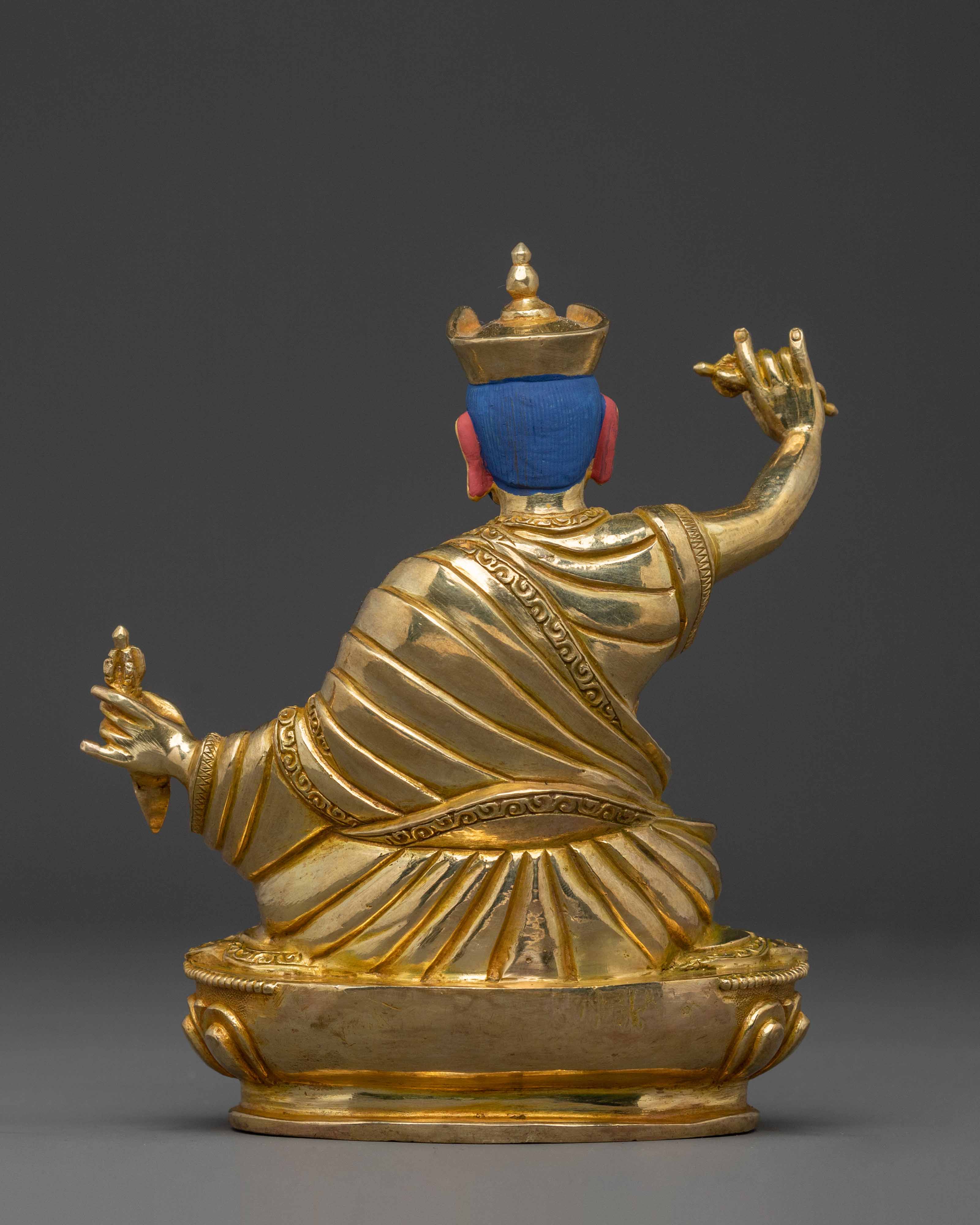 Karma Pakshi: 2nd Gyalwa Karmapa Traditional Statue