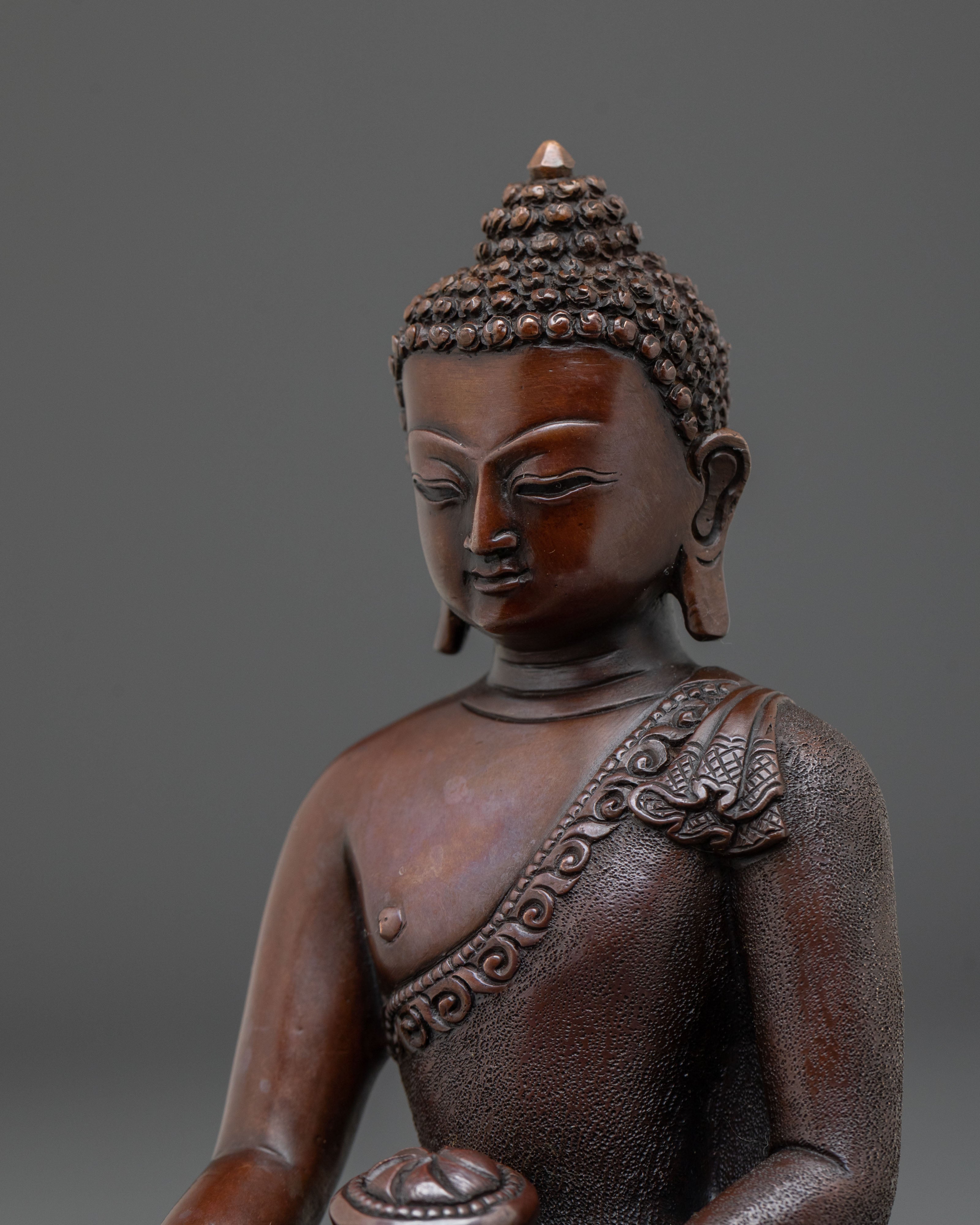 Shakyamuni Buddha Oxidized Copper Statue | Serene Craftsmanship