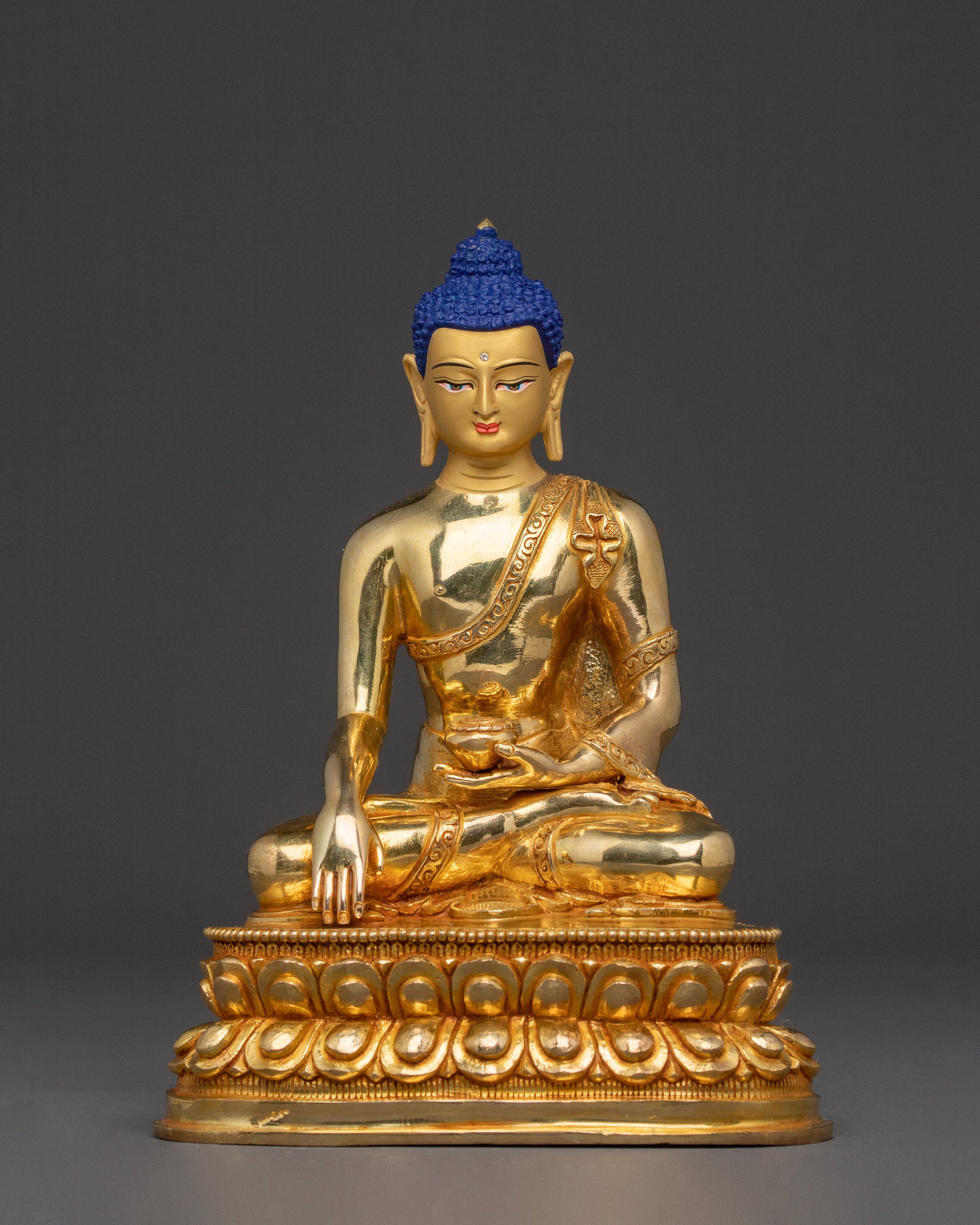 Shakyamuni Buddha Statue