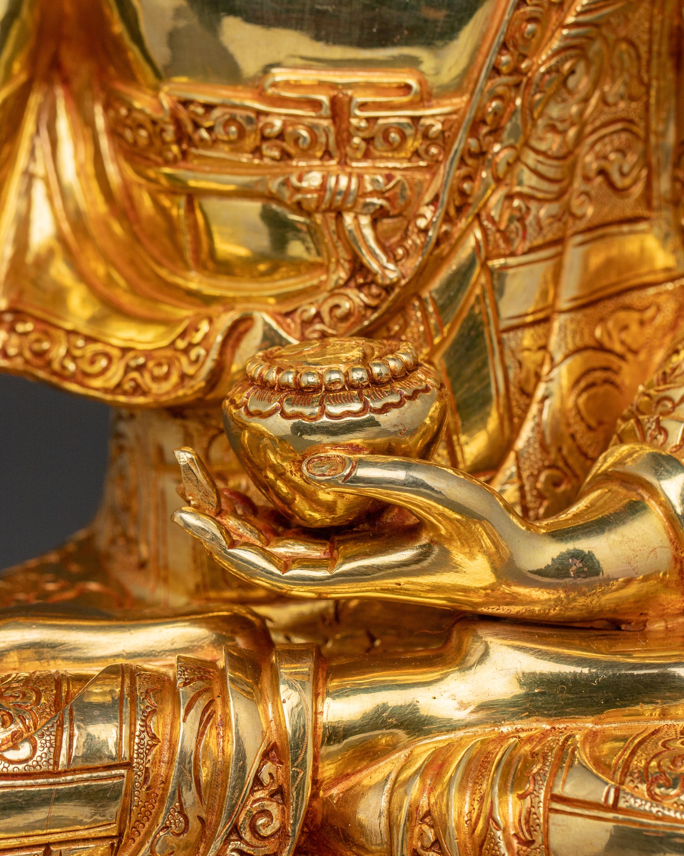 Sacred Shakyamuni Buddha Statue for Meditation