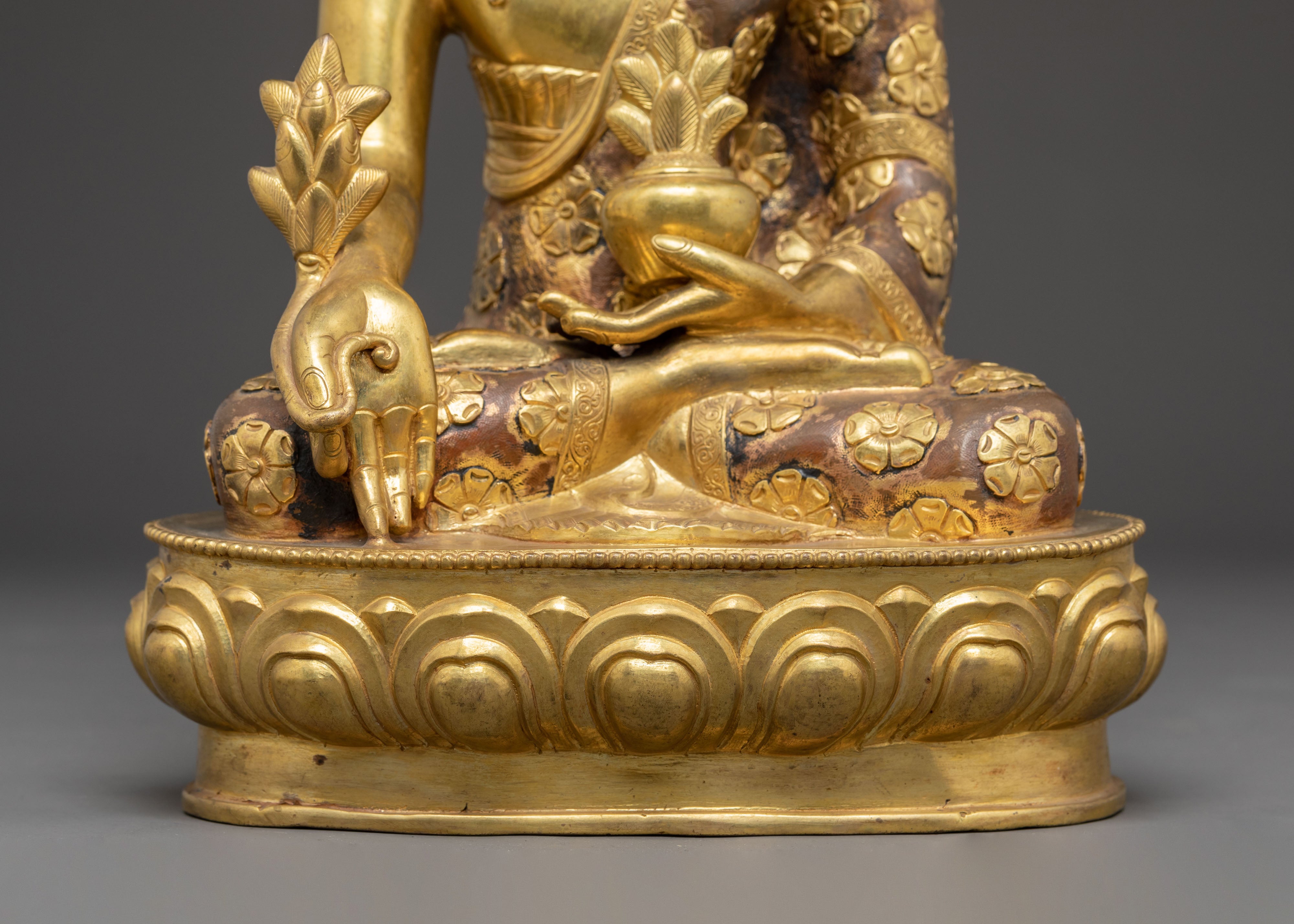Sacred Statue of Bhaisajyaguru | Healing Deity of Tibetan Buddhism