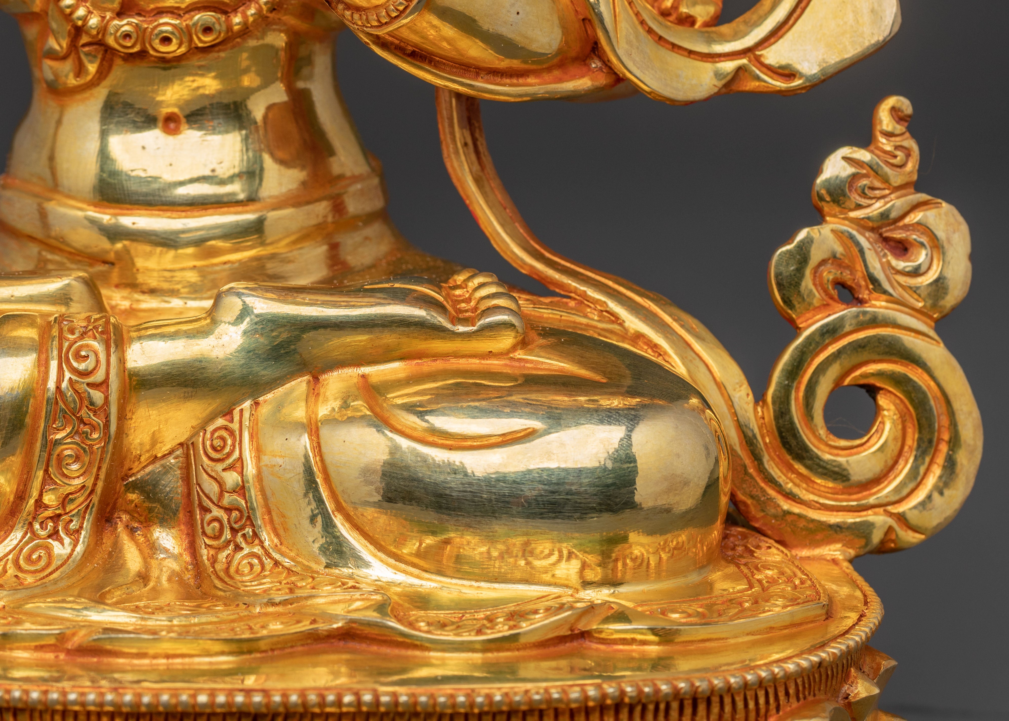 Manjushri Tibetan Bodhisattva Statue – Gentle Glory