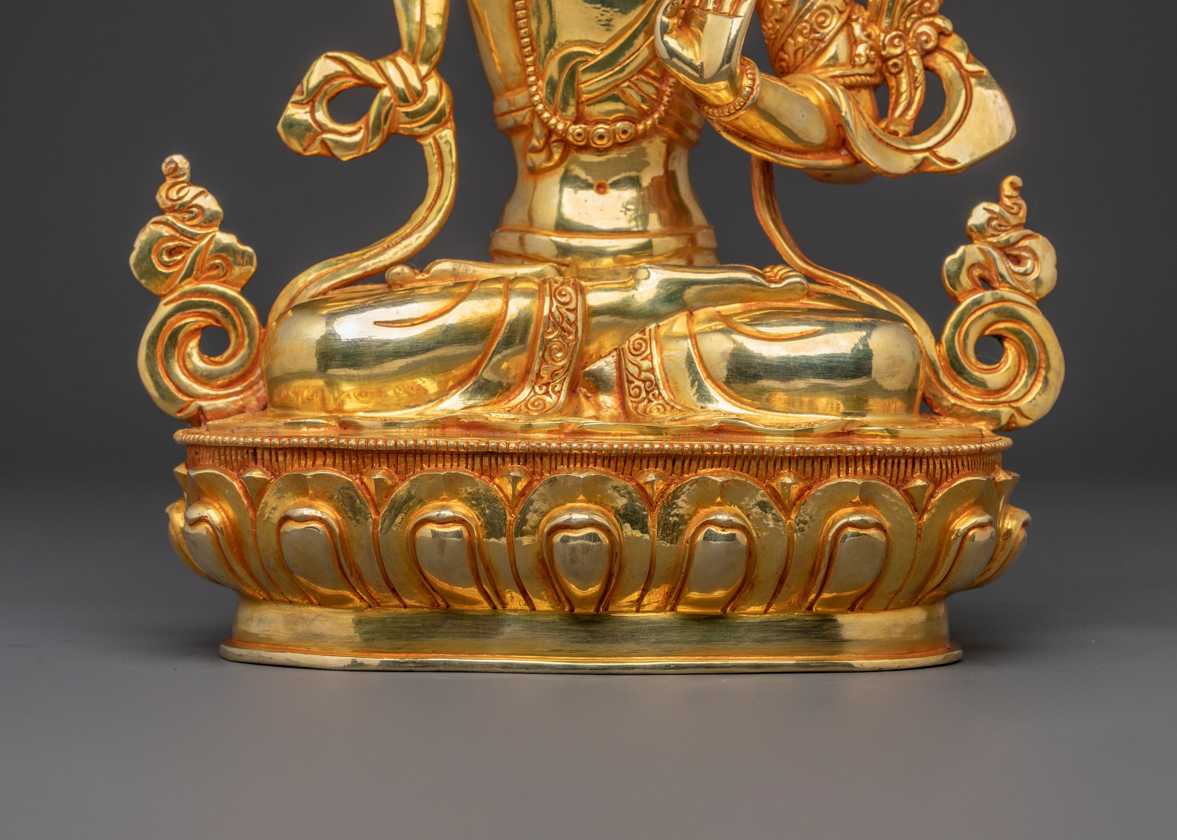 Manjushri Tibetan Bodhisattva Statue – Gentle Glory