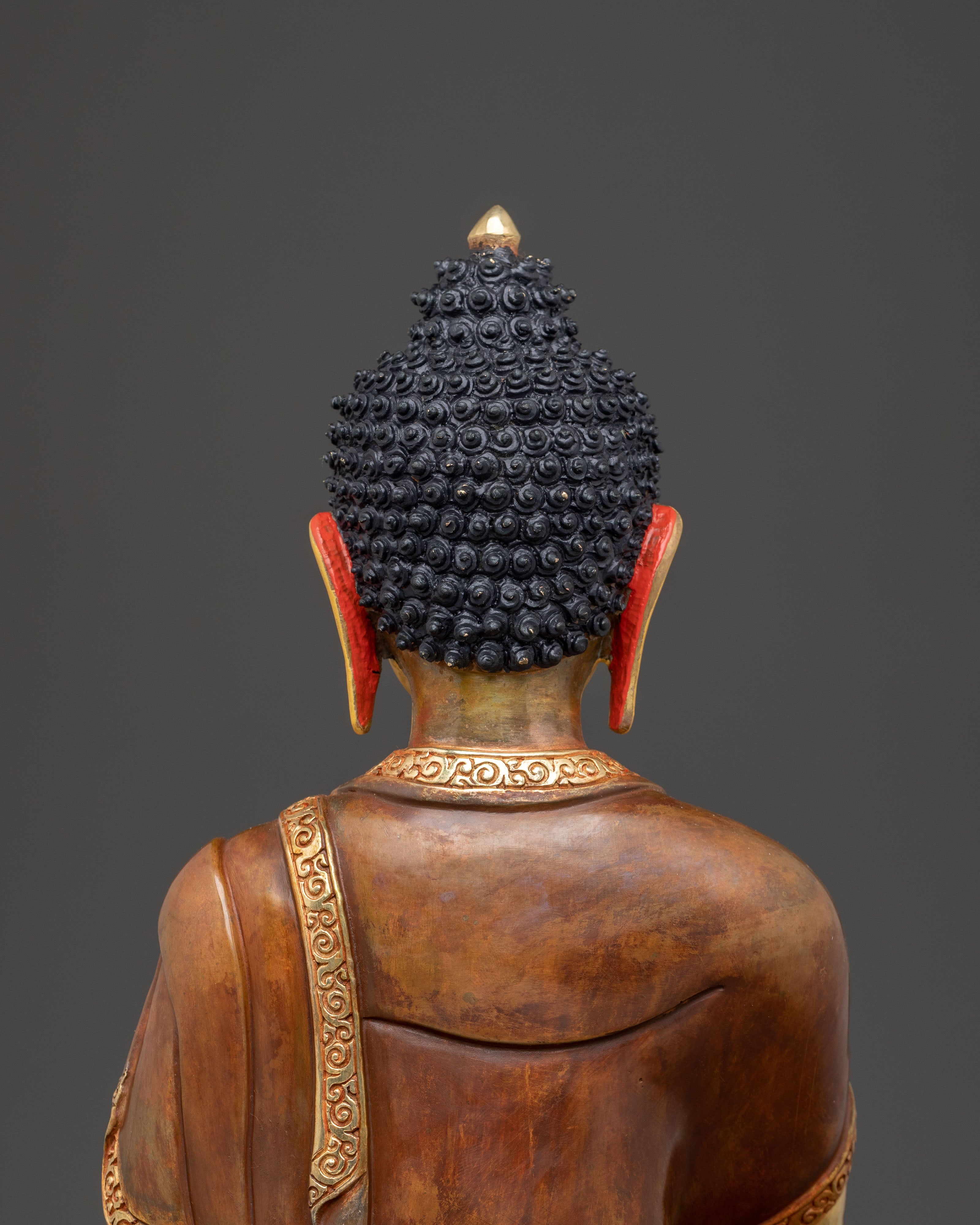 Shakyamuni Buddha Sacred Statue: Embodiment of Enlightenment