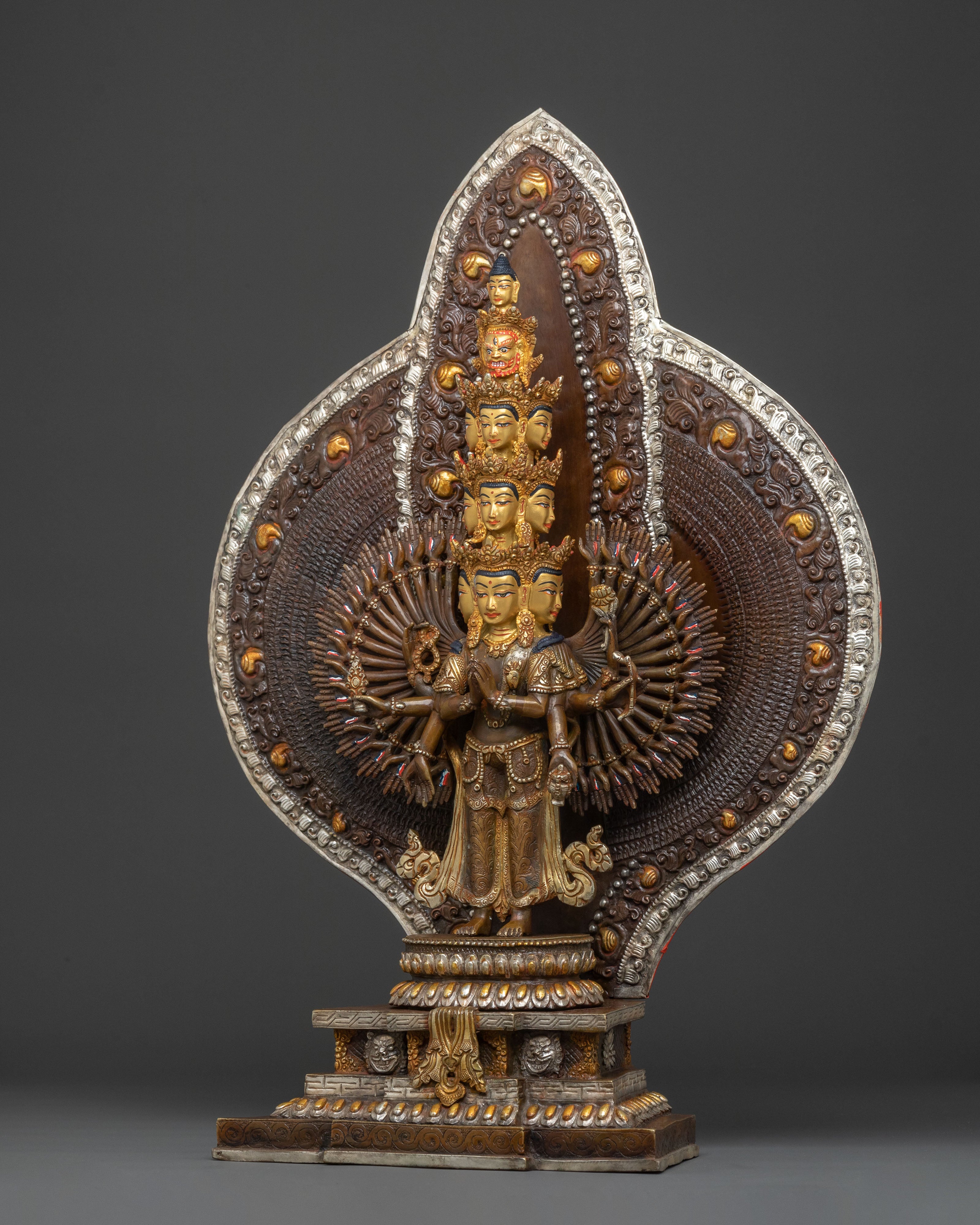 1000 Armed Chenrezig Statue | Divine Form