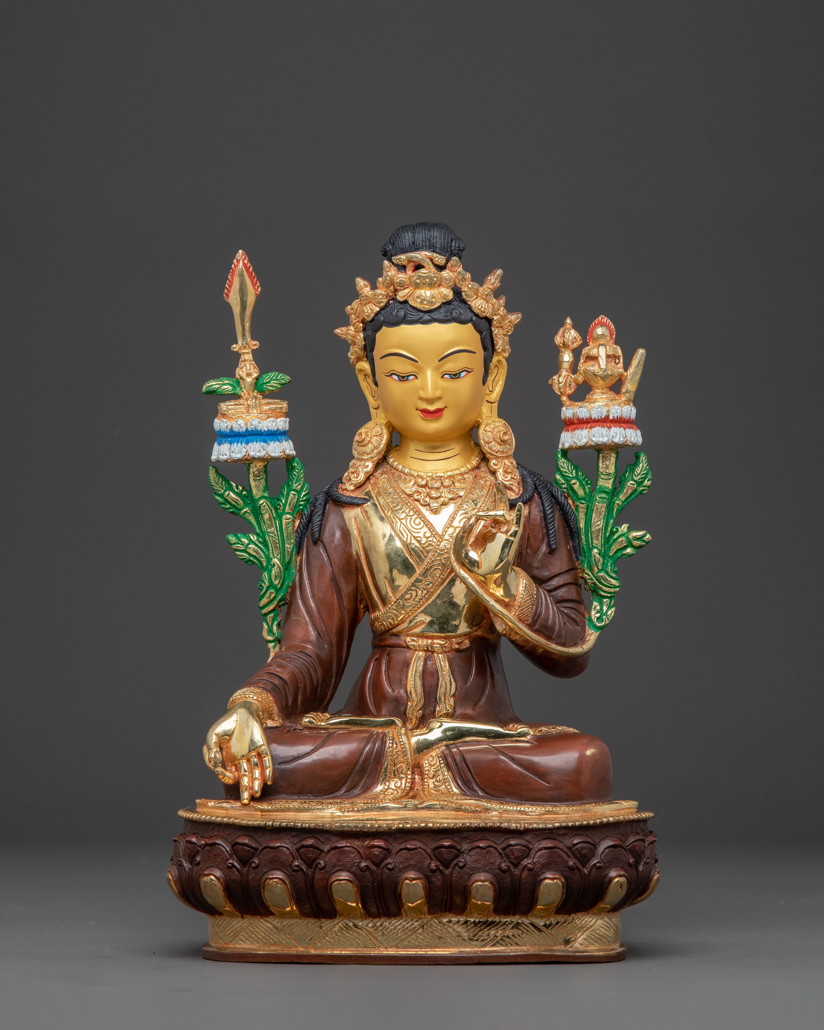 Yuthok Yontan Gonpo Statue: Founder of Tibetan Medicine