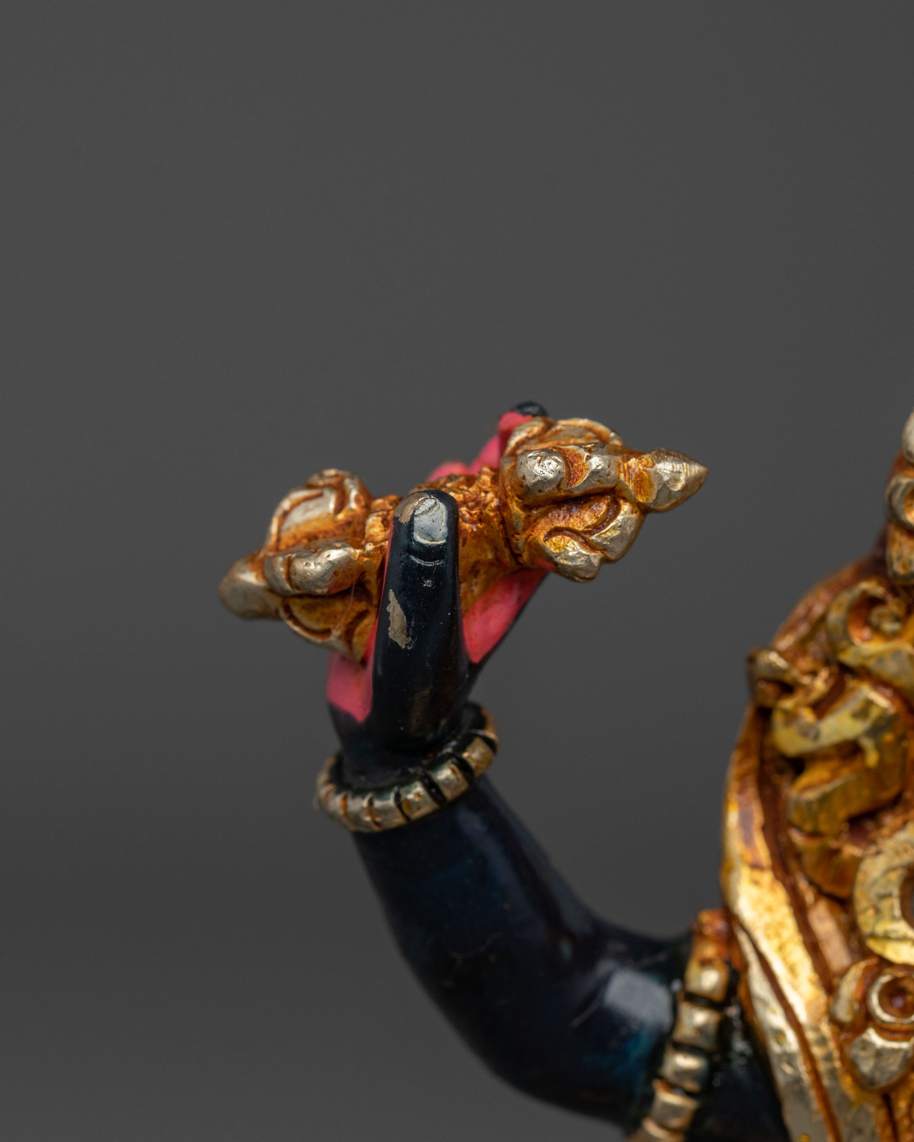 Sacred Vajrapani Sculpture: Sacred Statue for Meditation Space