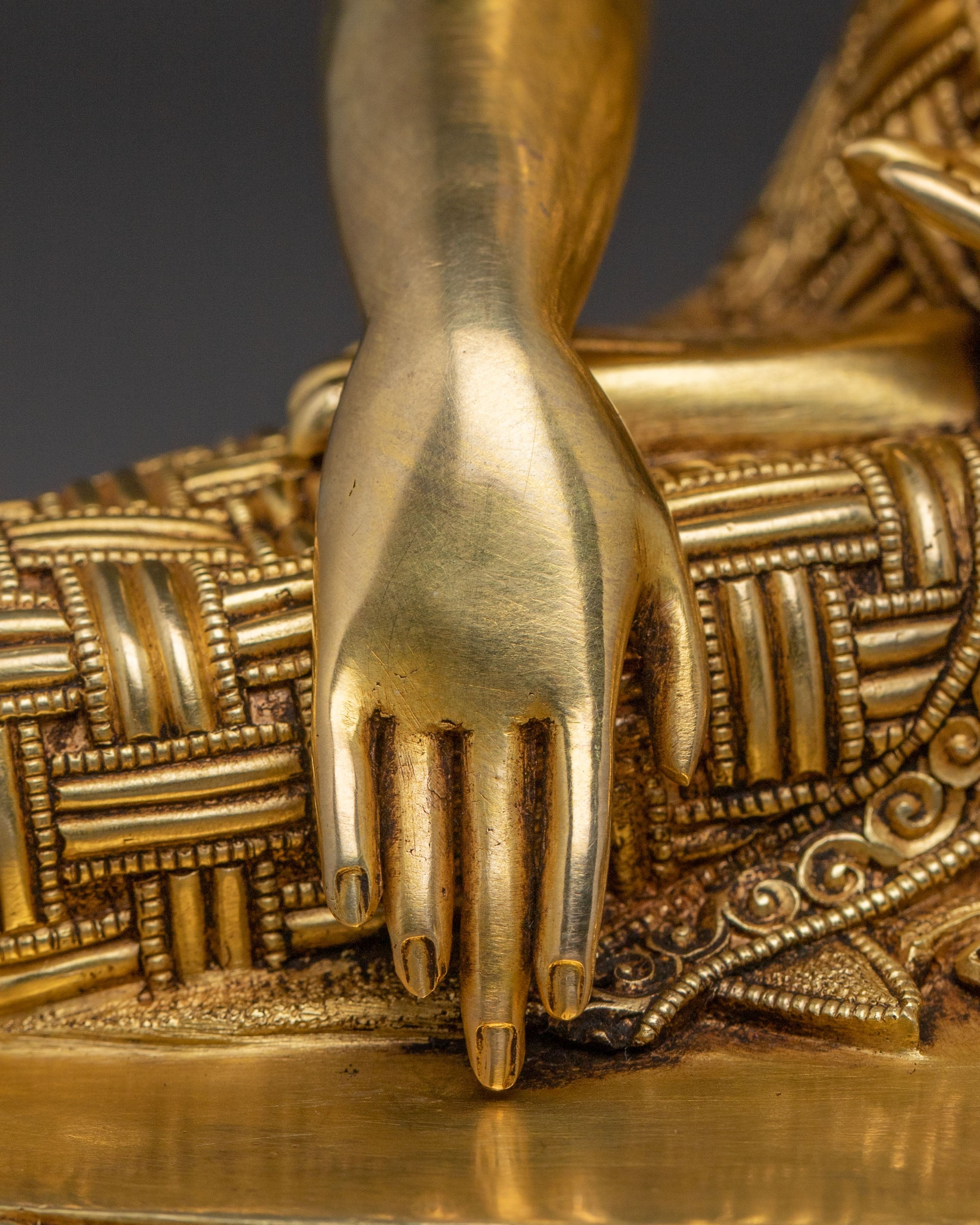 Shakyamuni Buddha Enlightenment Statue for Blessing | 24K Gold Gilded