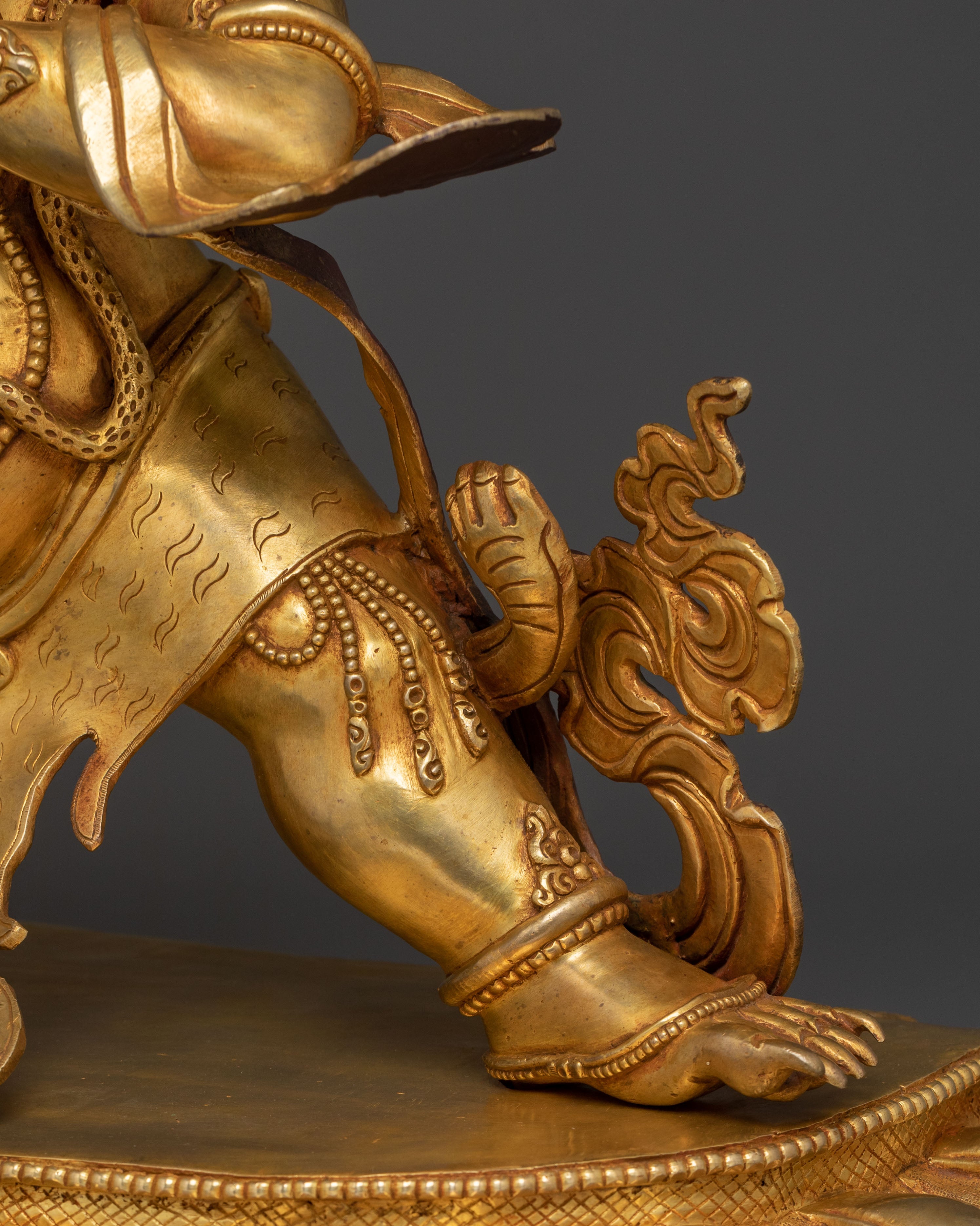 Vajrapani Protector Gilded Statue – Spiritual Decor