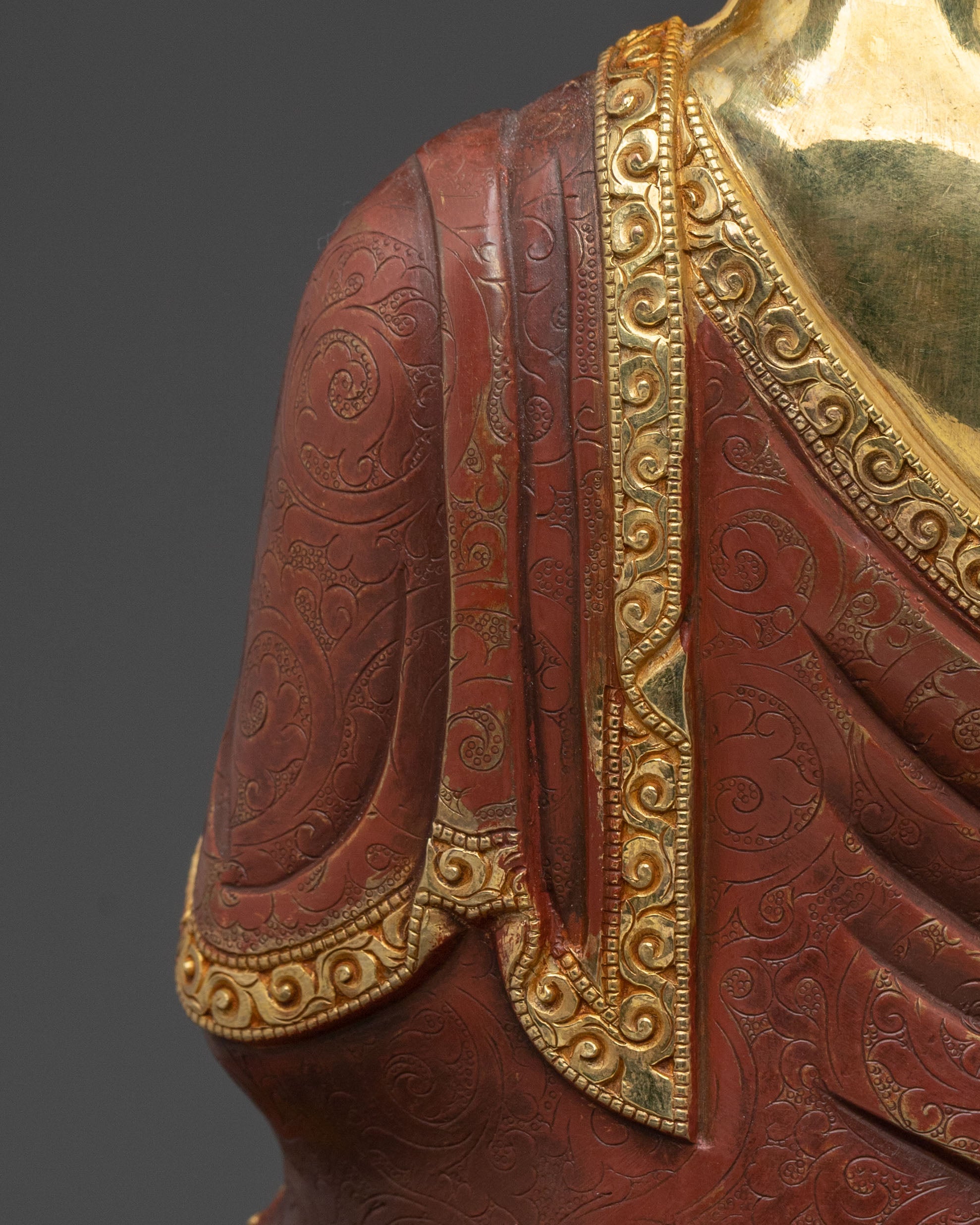 buddha of enlightenment shakyamuni sculpture