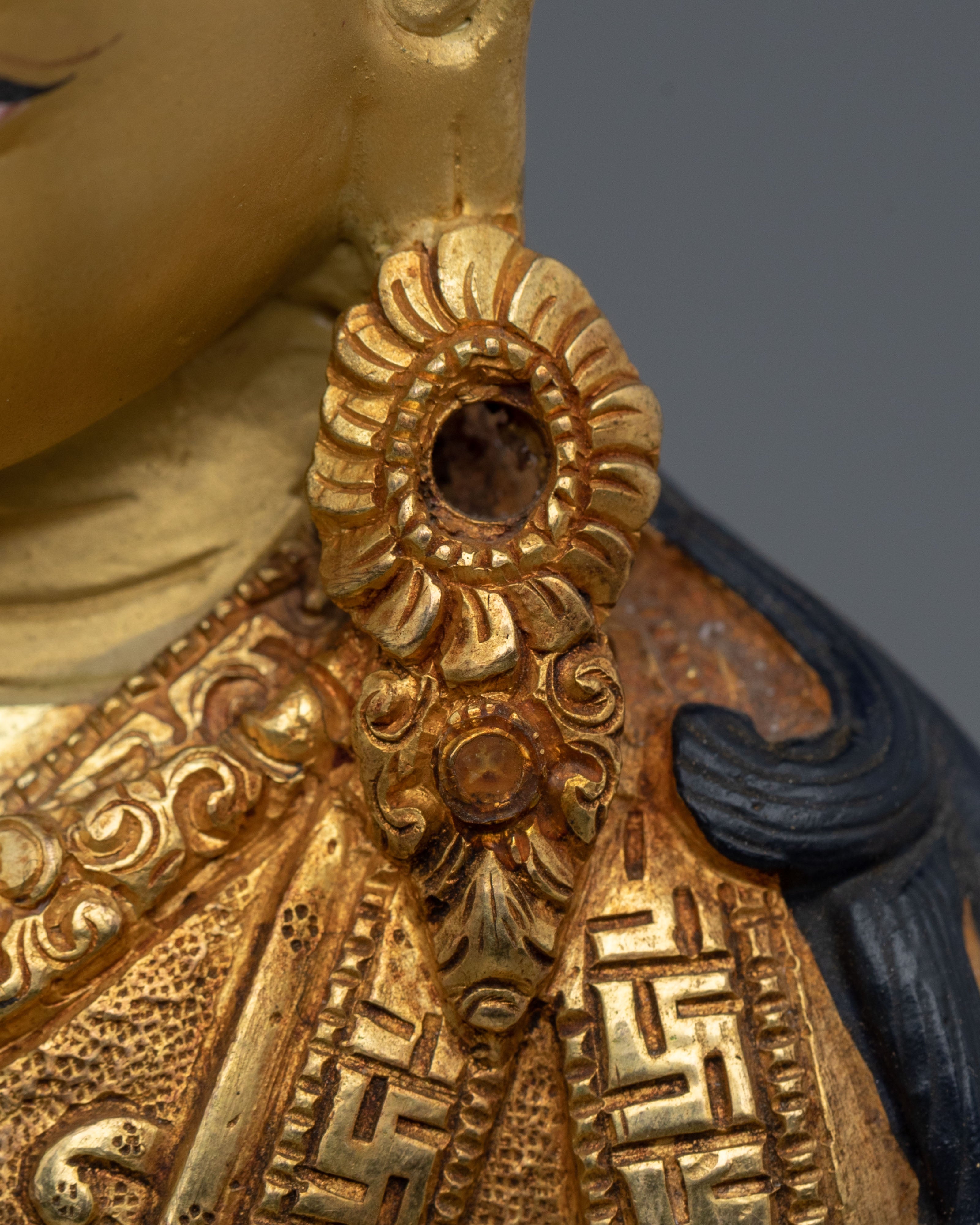 Himalayan Guru Rinpoche Spiritual Figurine