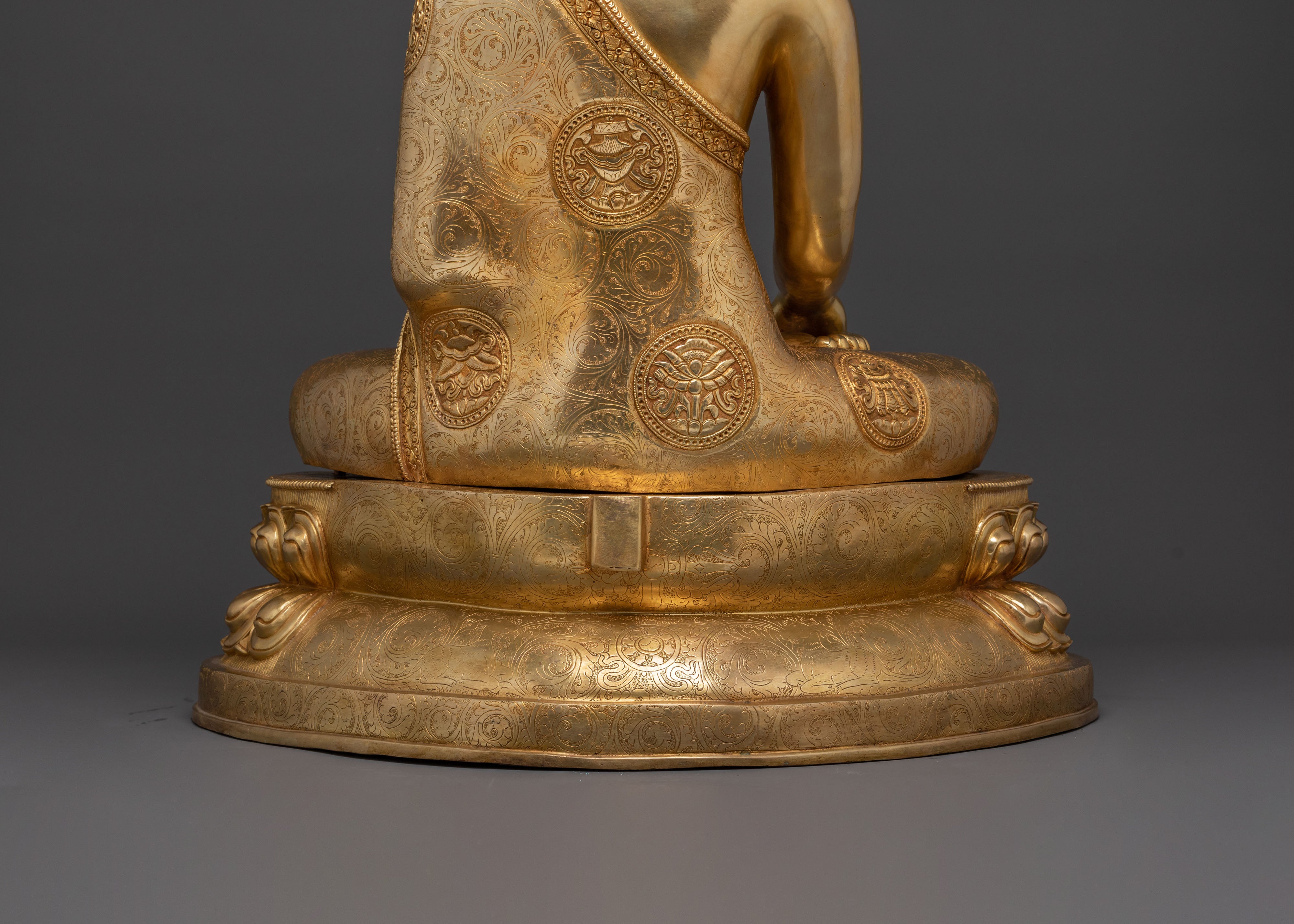 Shakyamuni Buddha Golden Statue | Enlightened Figure