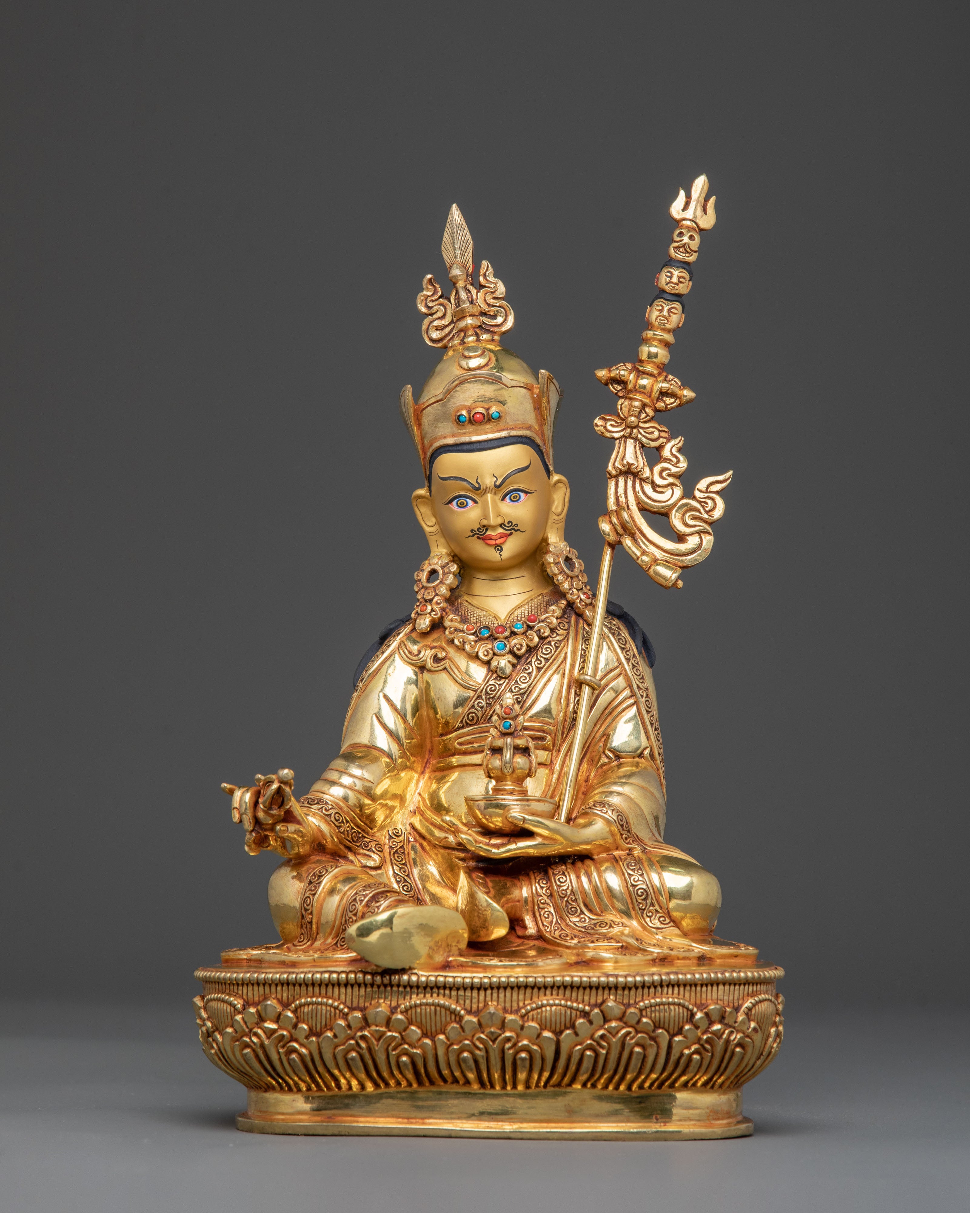 Guru Rinpoche Statue