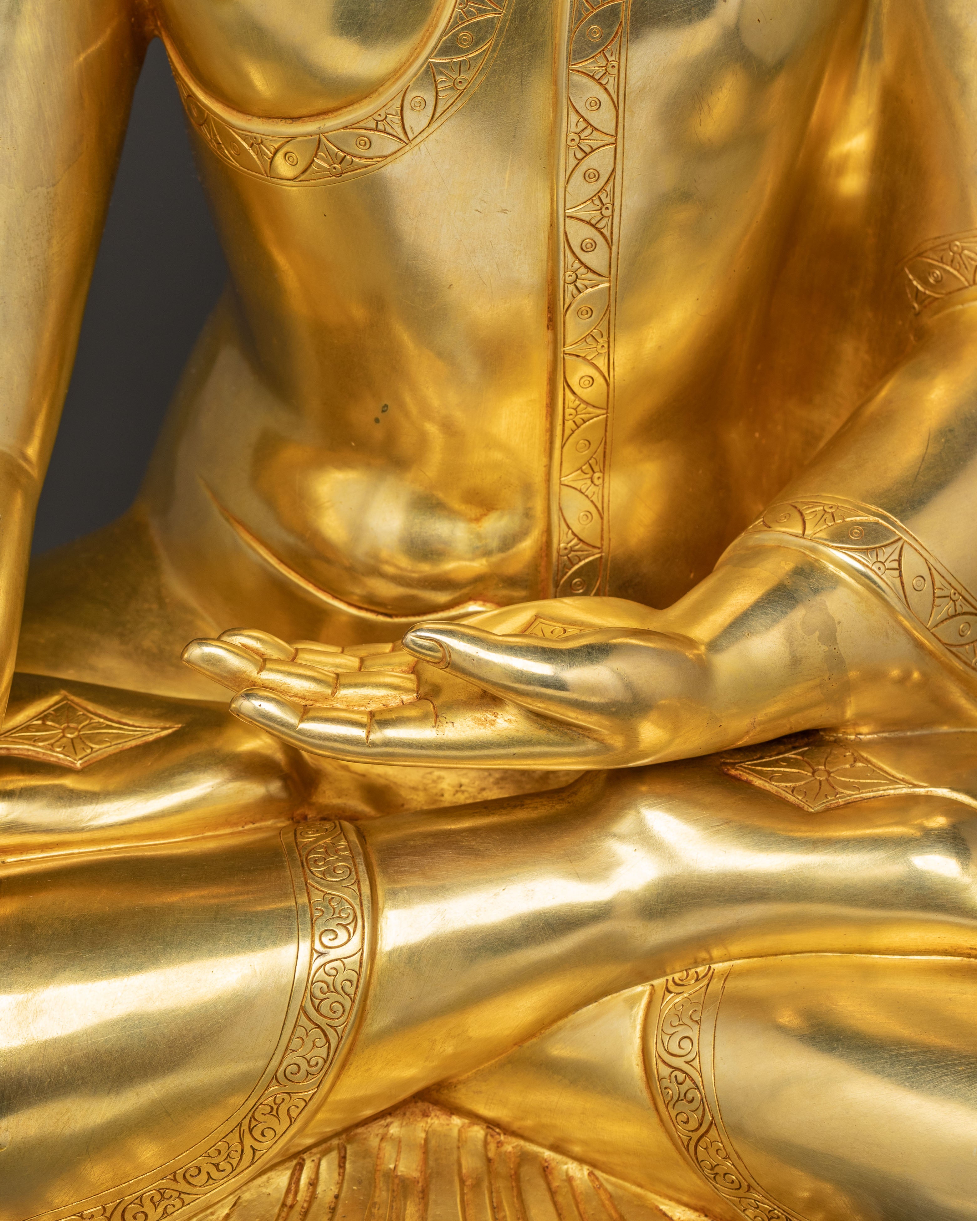 Himalayan Gautama Buddha Handmade Golden Statue | Shakyamuni Buddha Artwork