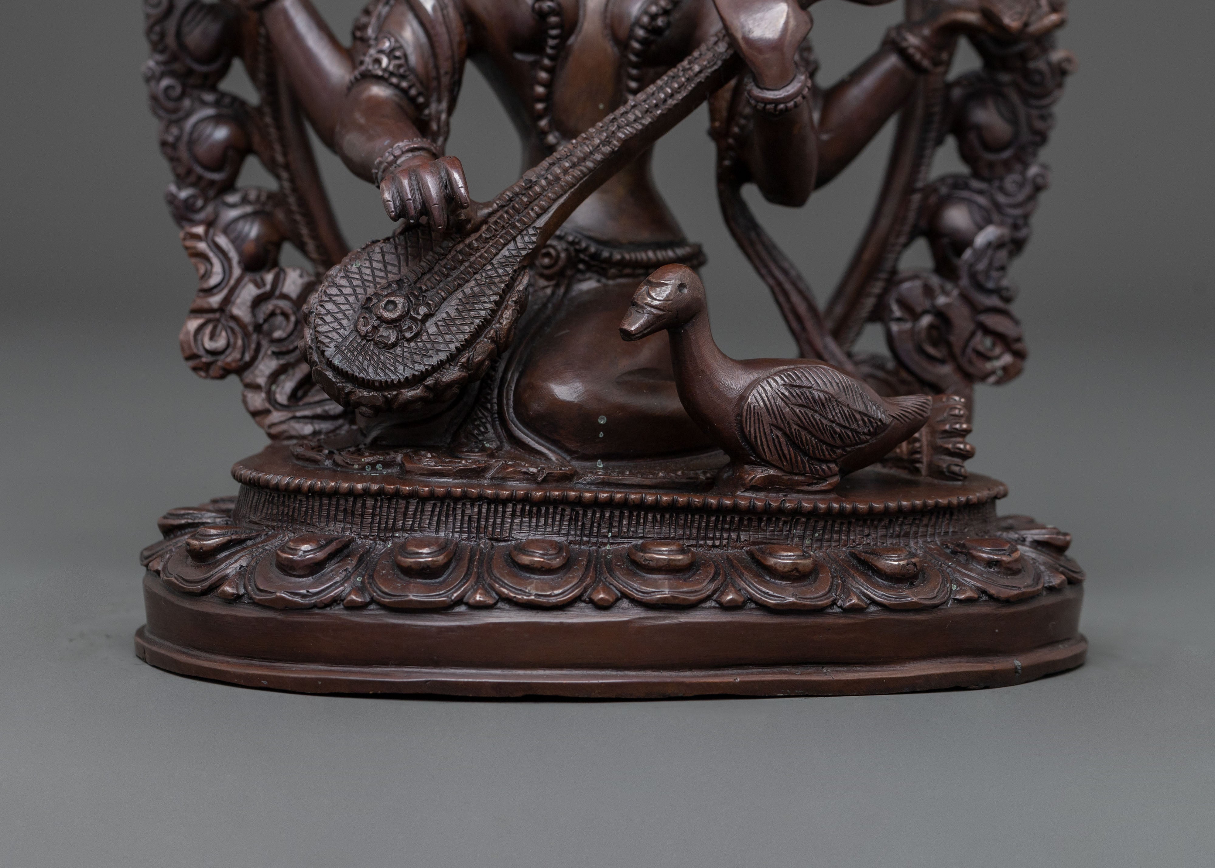Saraswati Devi Statue: Hindu Goddess of Wisdom