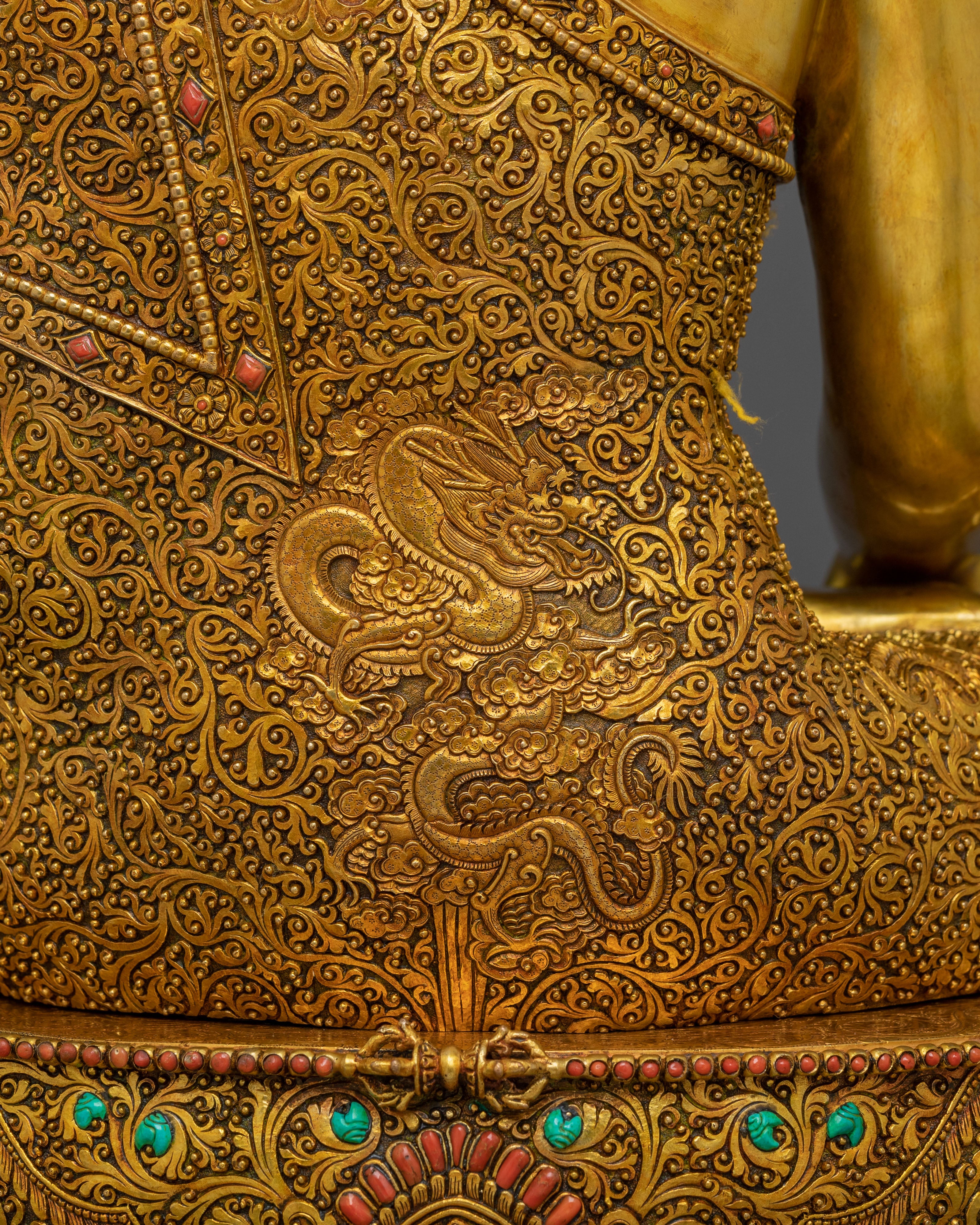 Shakyamuni Buddha Golden Statue for Buddhist Shrine