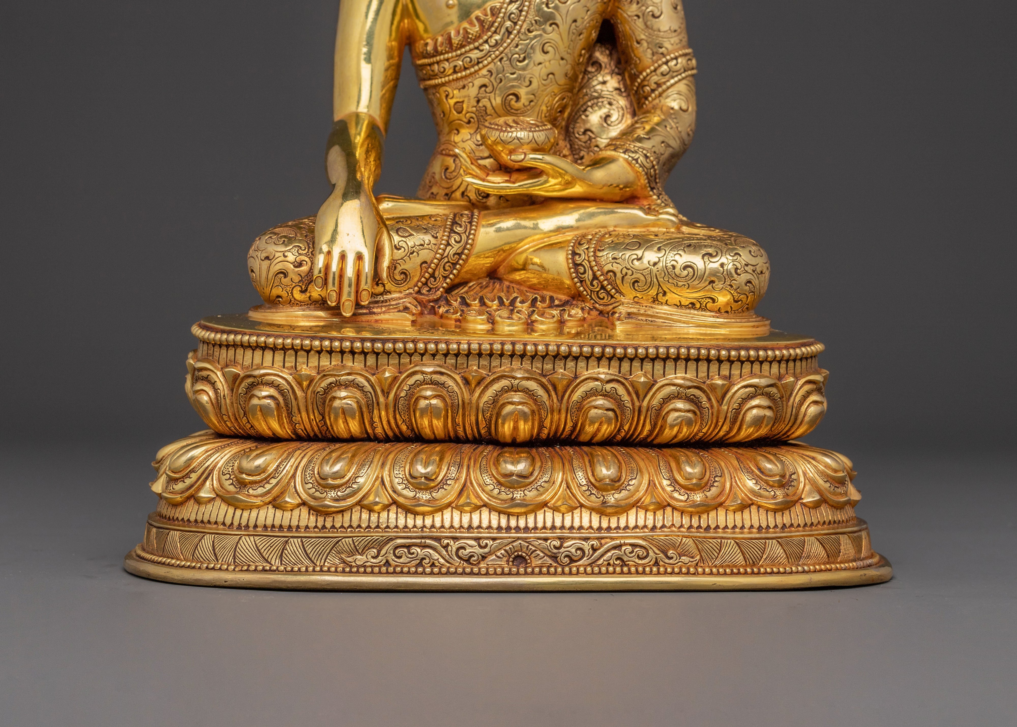 Handcrafted Meditating Shakyamuni Buddha Statue — 24K Gold Gilded