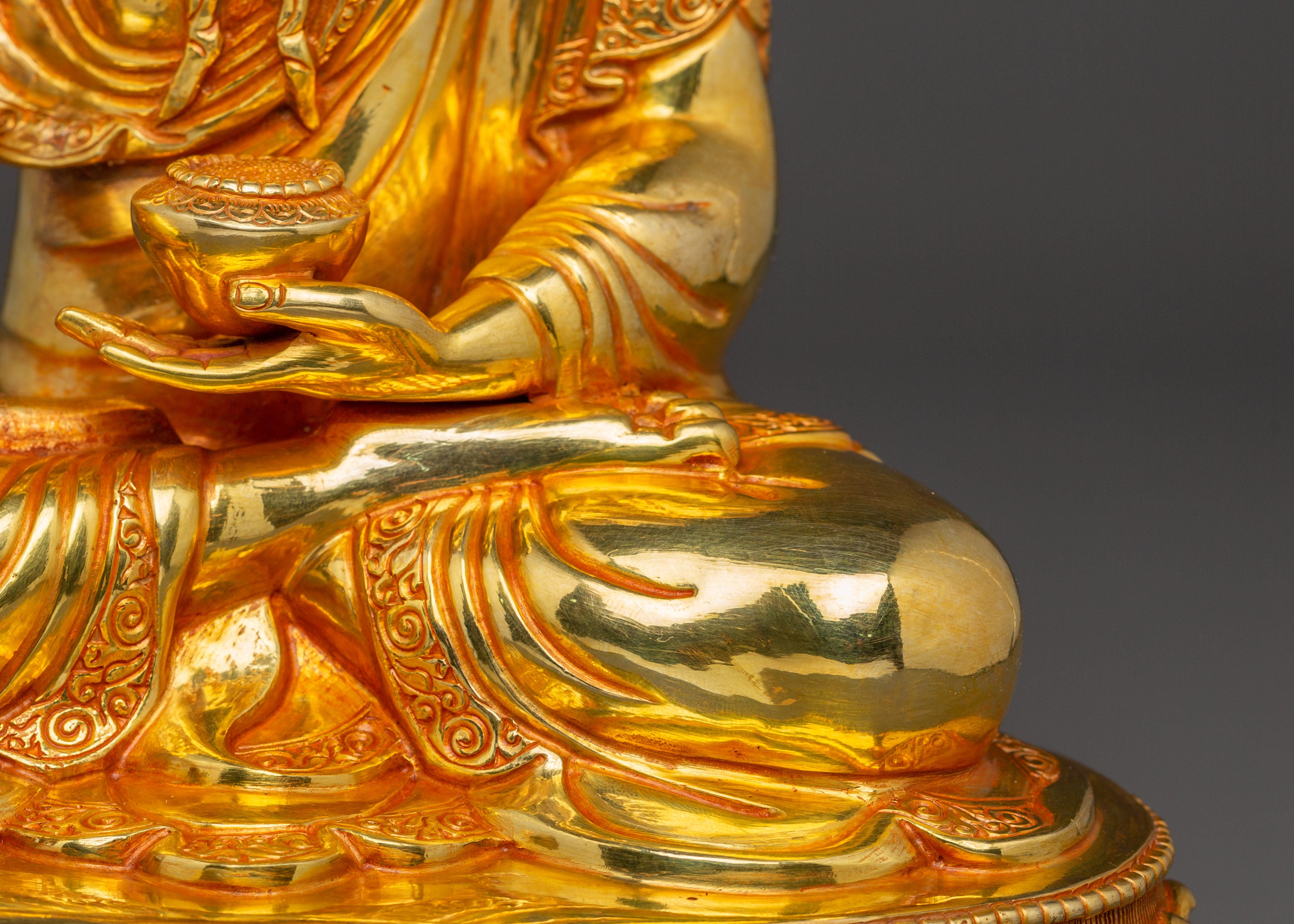 Sage Shakyamuni Buddha Statue - 24K Gold Gilded